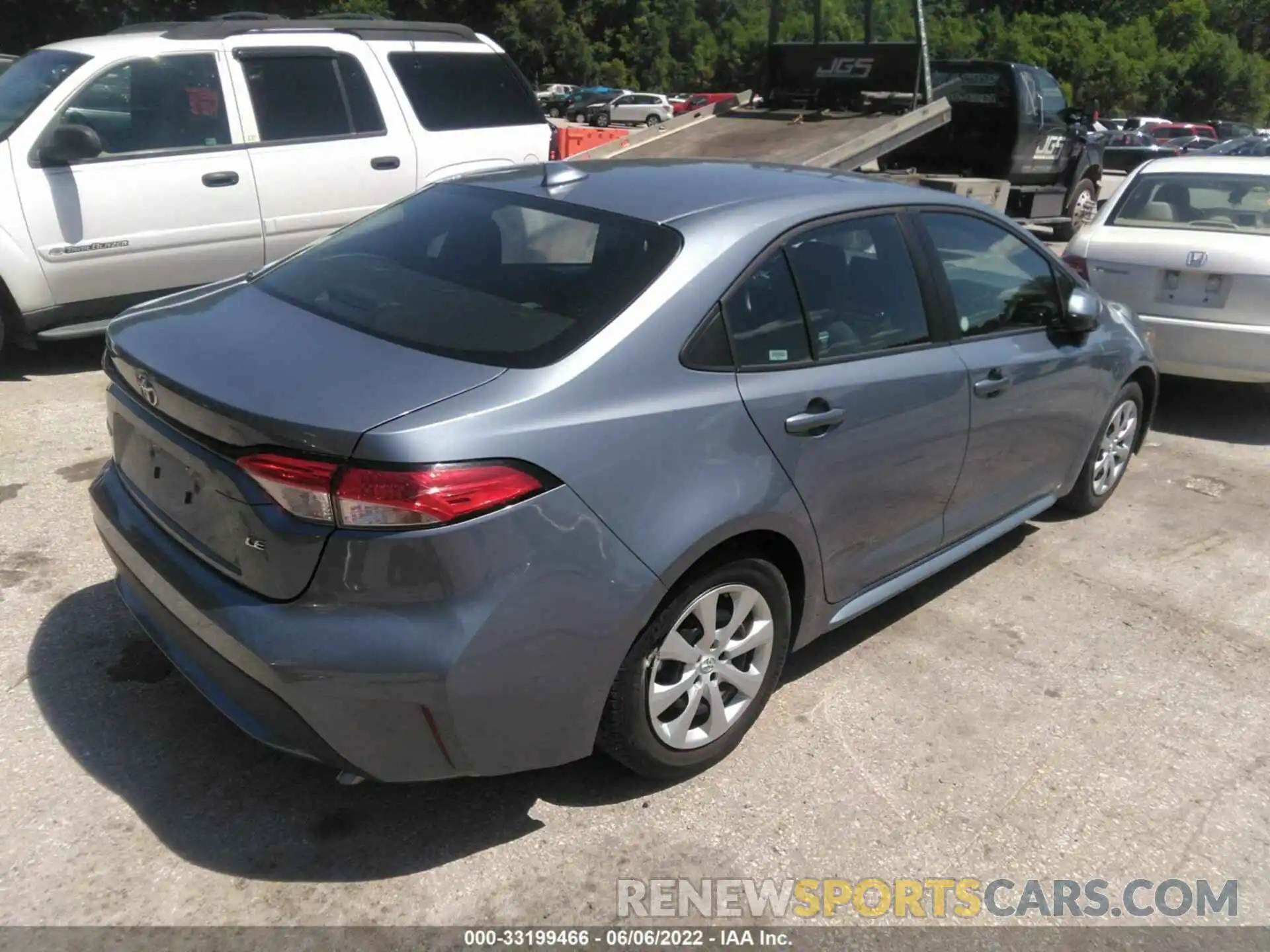 4 Photograph of a damaged car 5YFEPMAEXMP230630 TOYOTA COROLLA 2021