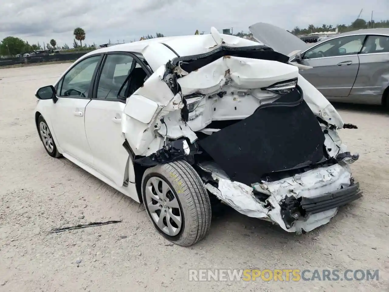 3 Photograph of a damaged car 5YFEPMAEXMP231602 TOYOTA COROLLA 2021