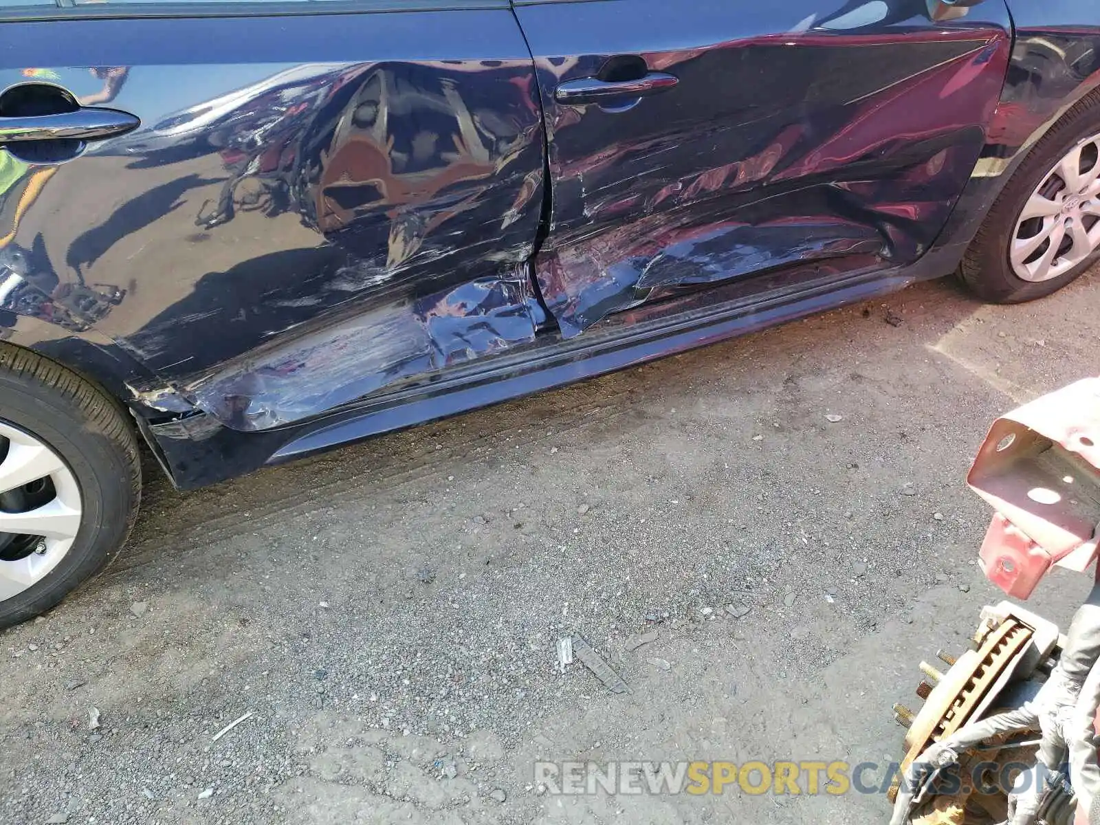 9 Photograph of a damaged car 5YFEPMAEXMP232300 TOYOTA COROLLA 2021