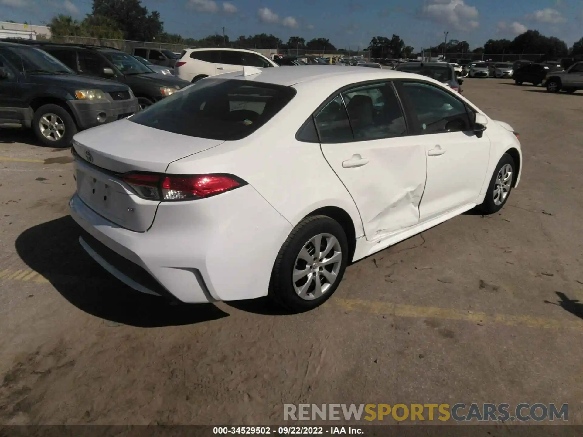 4 Photograph of a damaged car 5YFEPMAEXMP232734 TOYOTA COROLLA 2021