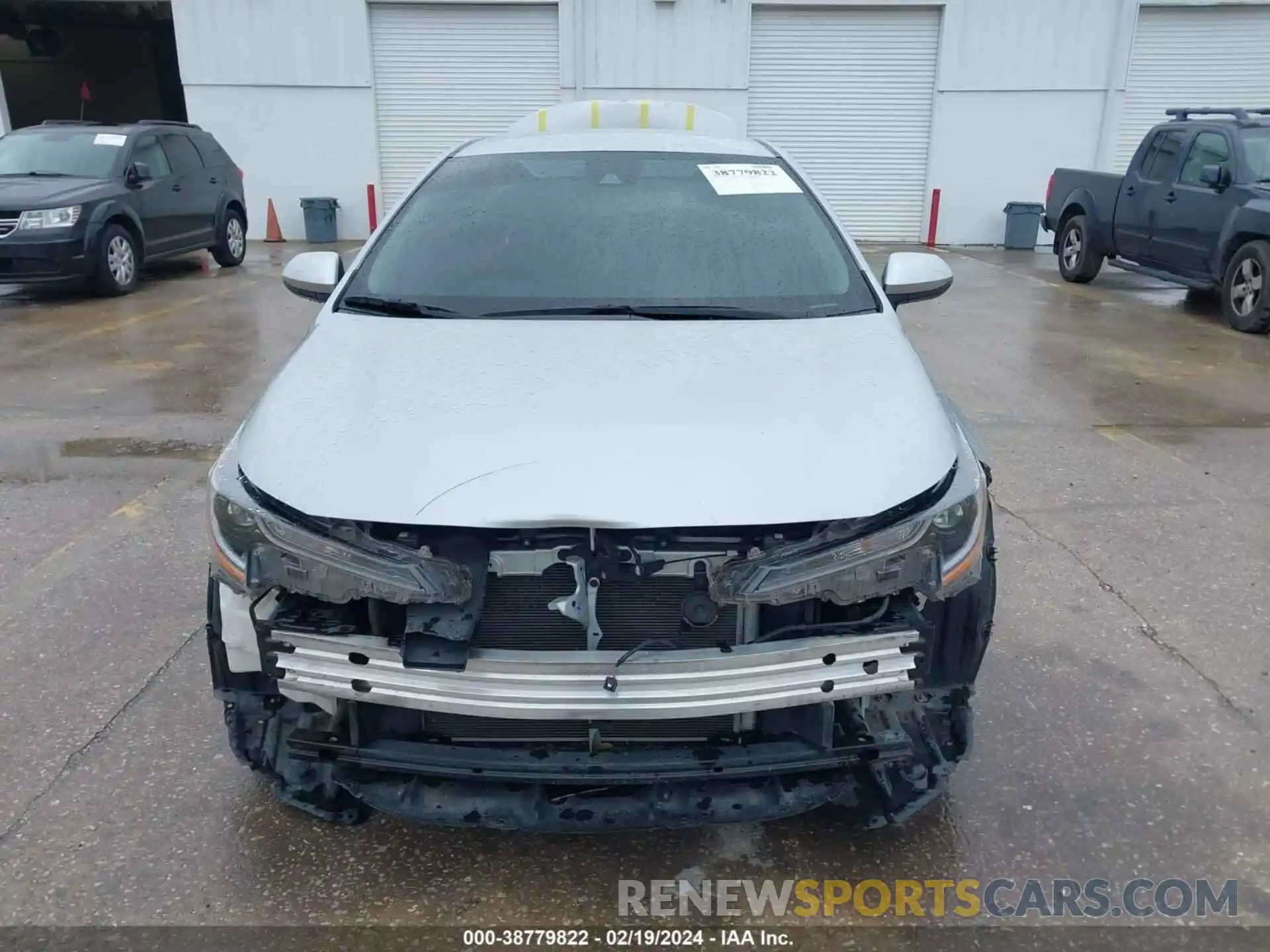 12 Photograph of a damaged car 5YFEPMAEXMP235438 TOYOTA COROLLA 2021