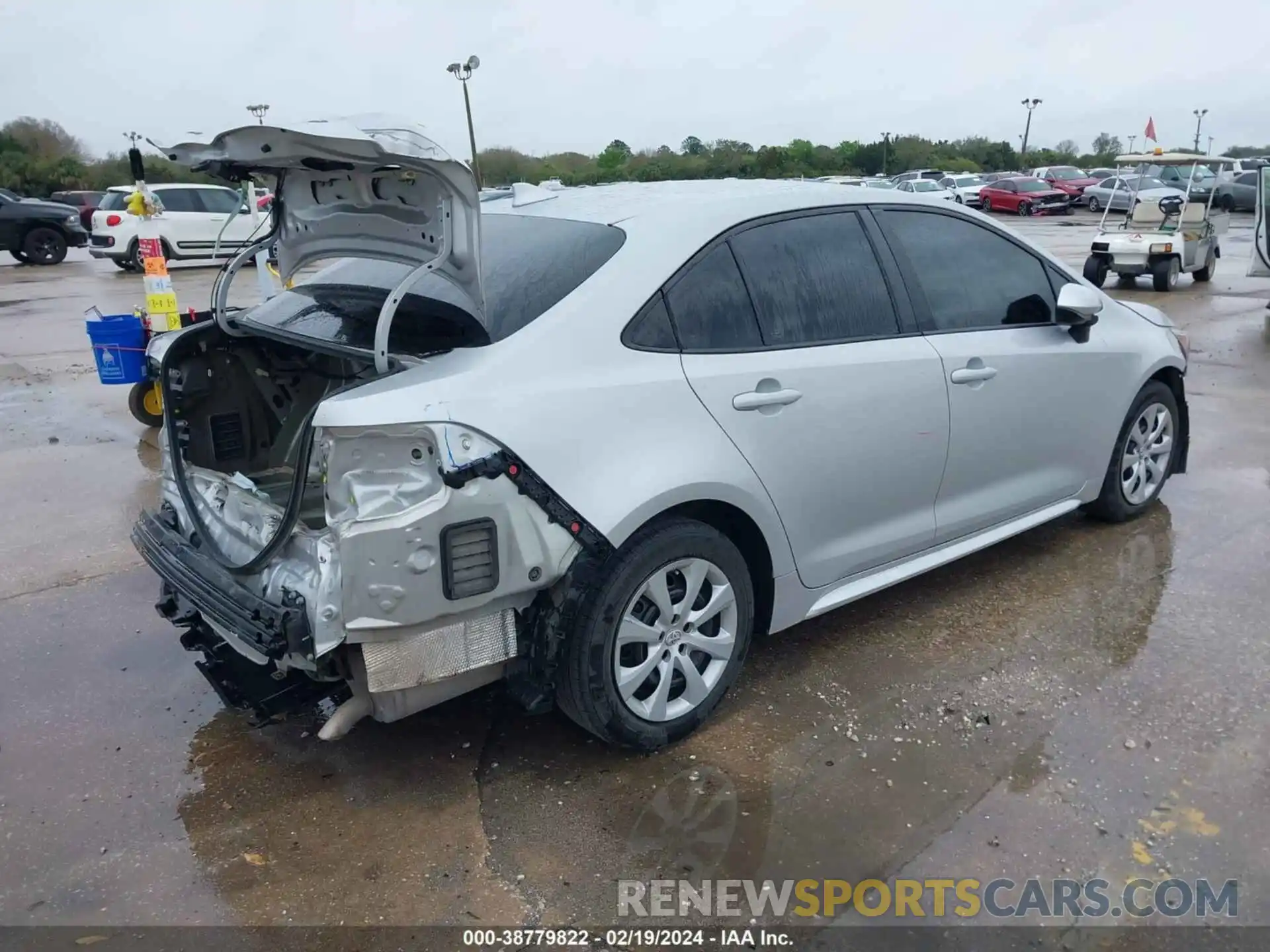 4 Photograph of a damaged car 5YFEPMAEXMP235438 TOYOTA COROLLA 2021