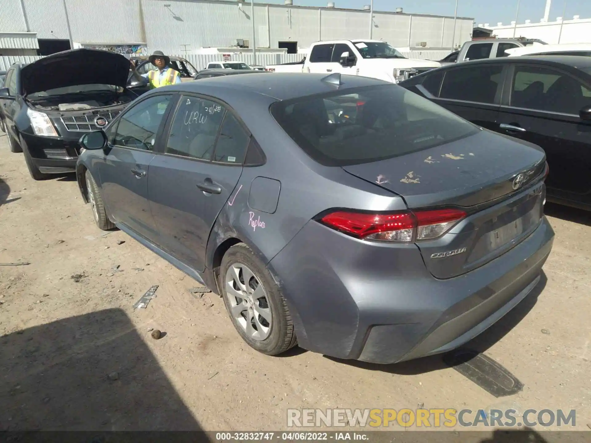 3 Photograph of a damaged car 5YFEPMAEXMP235570 TOYOTA COROLLA 2021