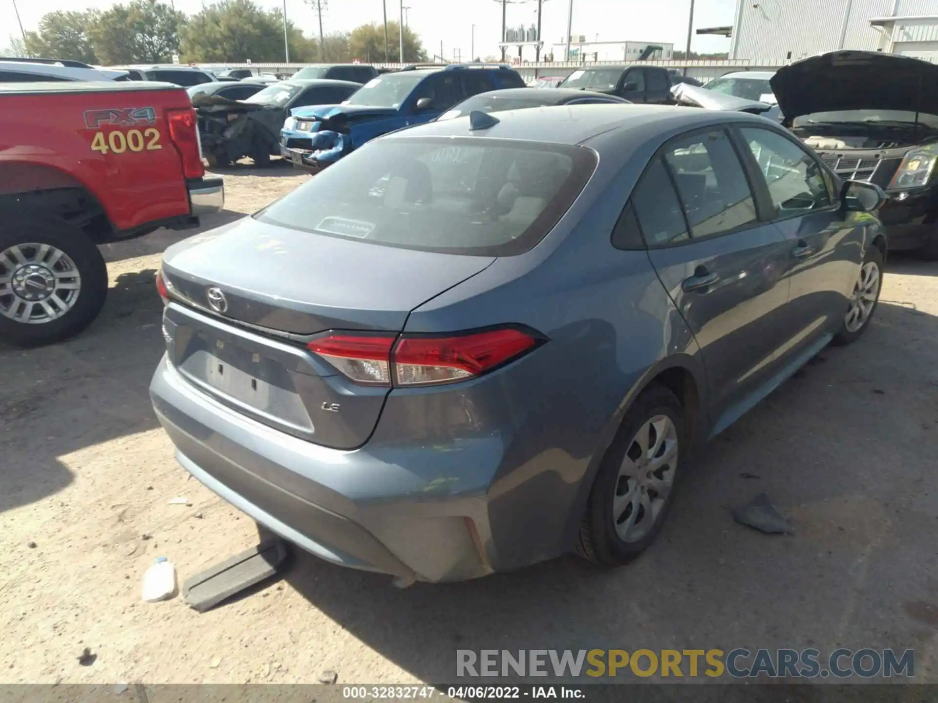 4 Photograph of a damaged car 5YFEPMAEXMP235570 TOYOTA COROLLA 2021