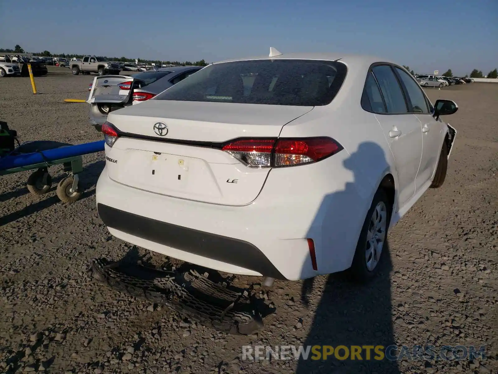 4 Photograph of a damaged car 5YFEPMAEXMP241319 TOYOTA COROLLA 2021