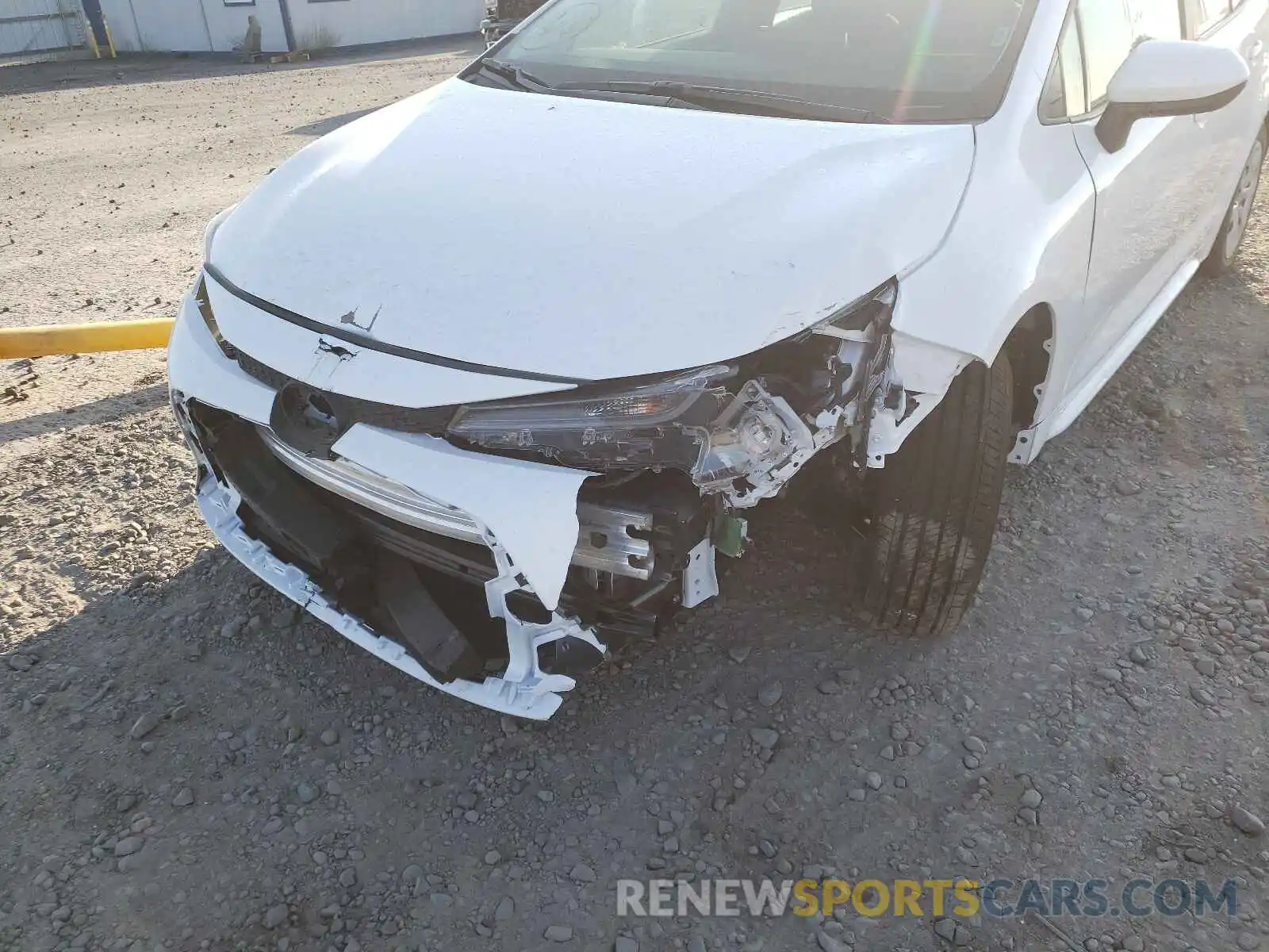 9 Photograph of a damaged car 5YFEPMAEXMP241319 TOYOTA COROLLA 2021