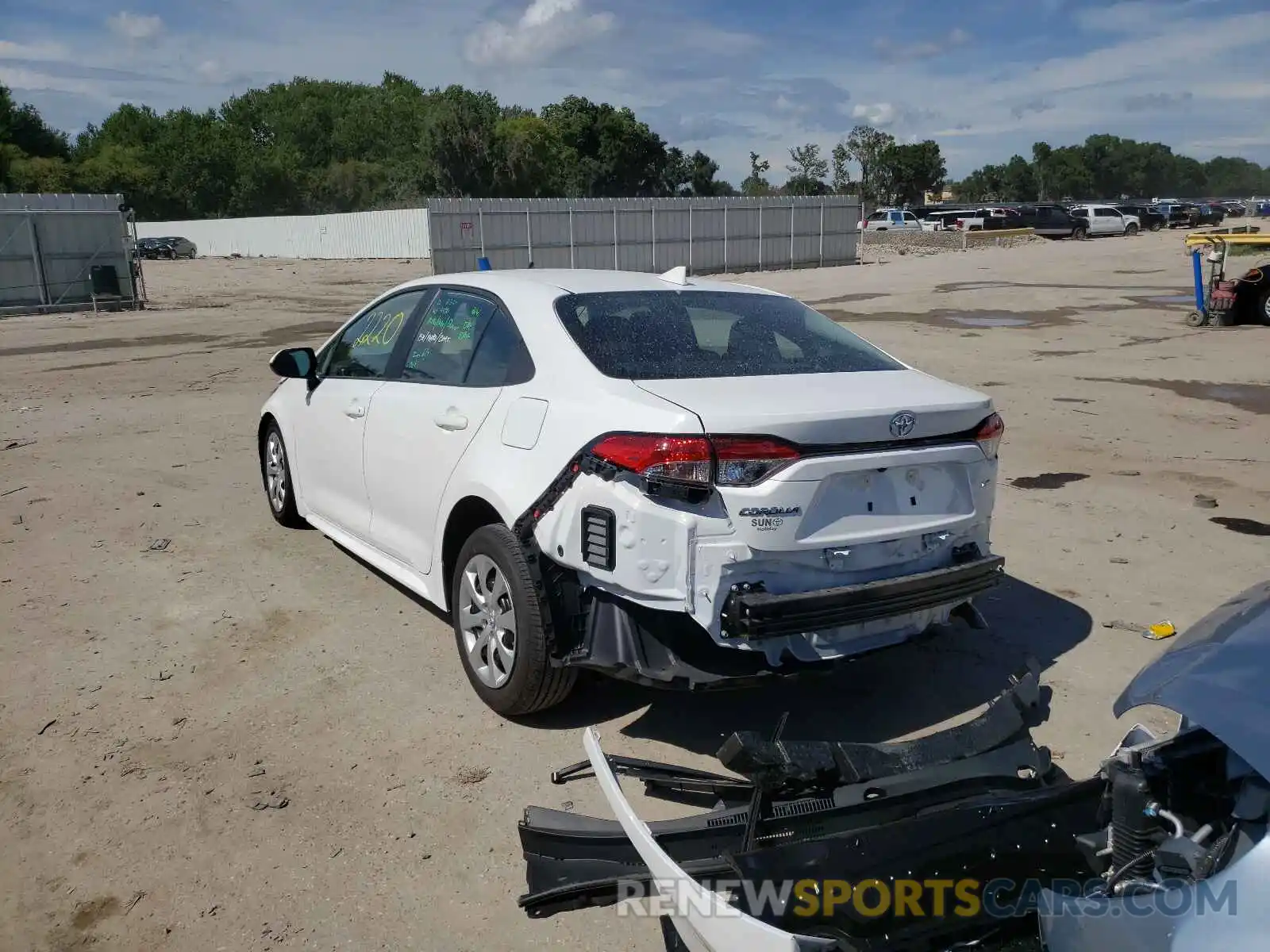 3 Photograph of a damaged car 5YFEPMAEXMP242230 TOYOTA COROLLA 2021