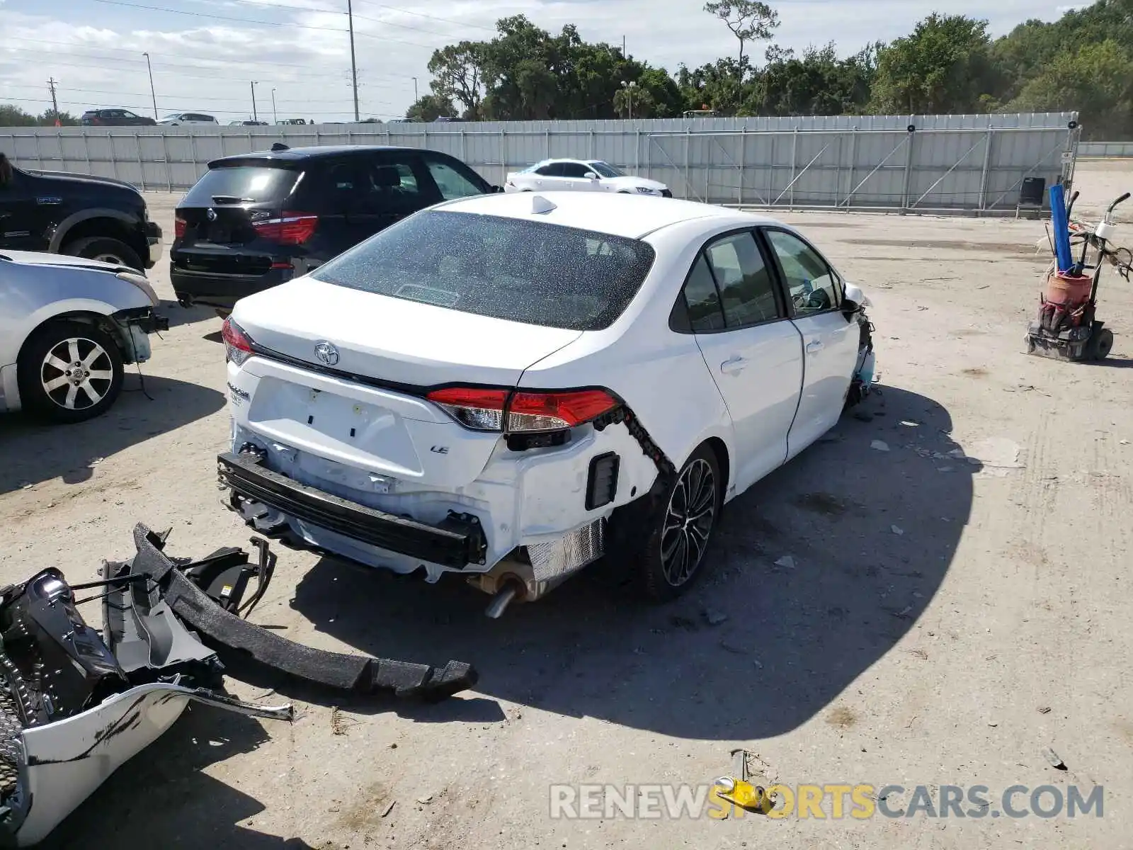 4 Photograph of a damaged car 5YFEPMAEXMP242230 TOYOTA COROLLA 2021