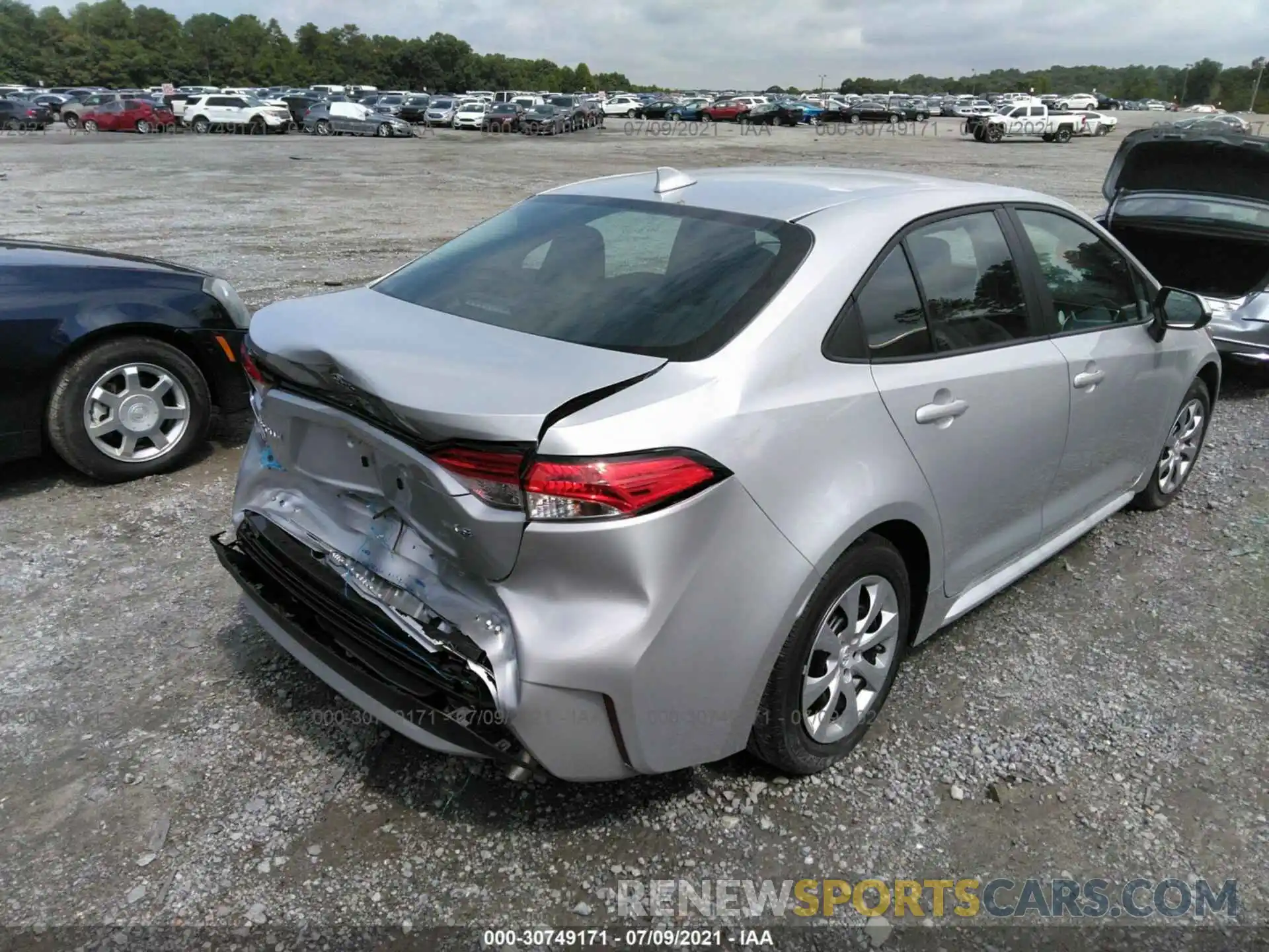 4 Photograph of a damaged car 5YFEPMAEXMP250778 TOYOTA COROLLA 2021