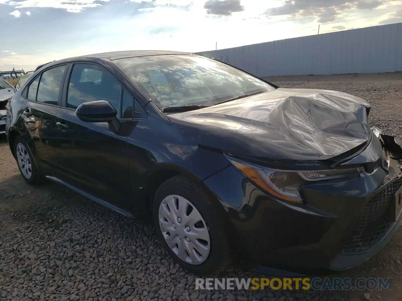 1 Photograph of a damaged car 5YFEPMAEXMP252711 TOYOTA COROLLA 2021