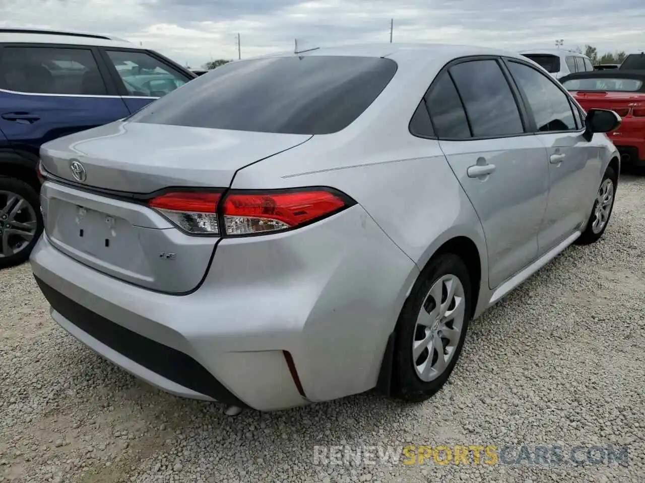 4 Photograph of a damaged car 5YFEPMAEXMP266379 TOYOTA COROLLA 2021