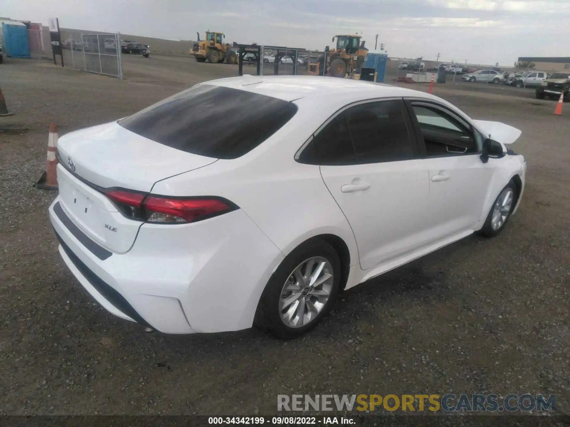 4 Photograph of a damaged car 5YFFPMAE0MP177344 TOYOTA COROLLA 2021