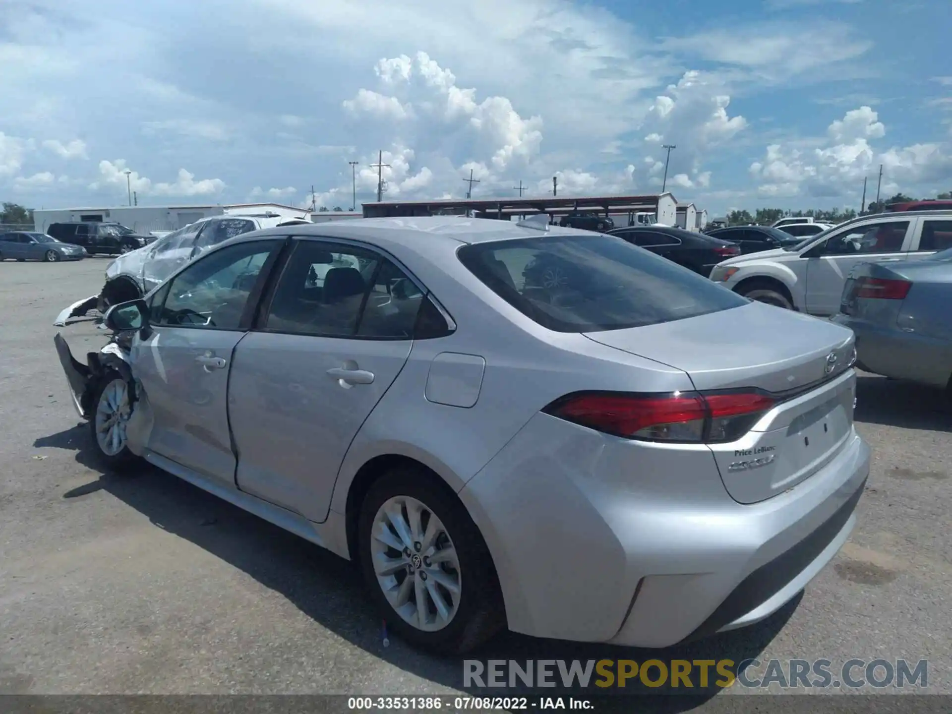 3 Photograph of a damaged car 5YFFPMAE5MP161785 TOYOTA COROLLA 2021