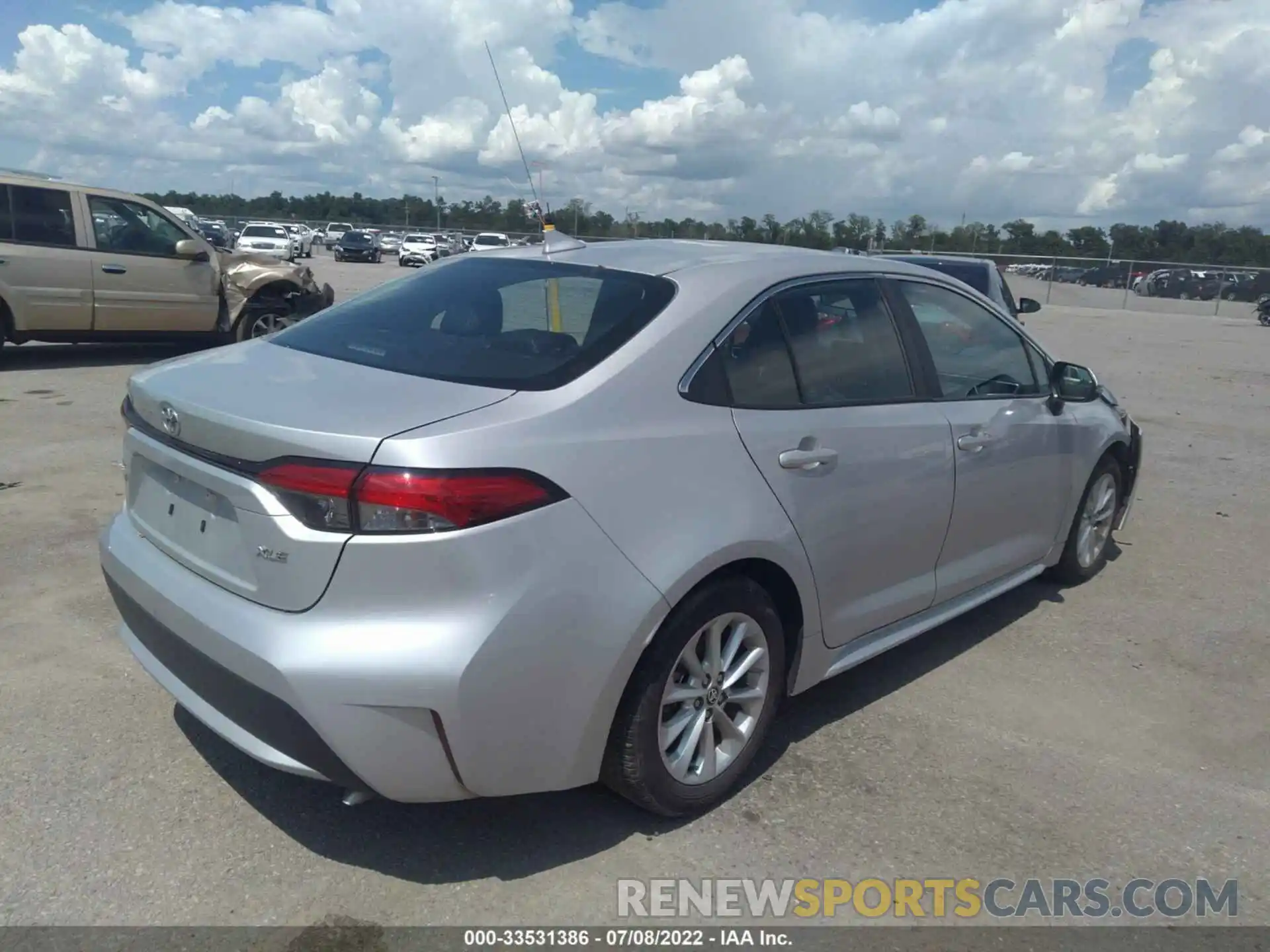 4 Photograph of a damaged car 5YFFPMAE5MP161785 TOYOTA COROLLA 2021