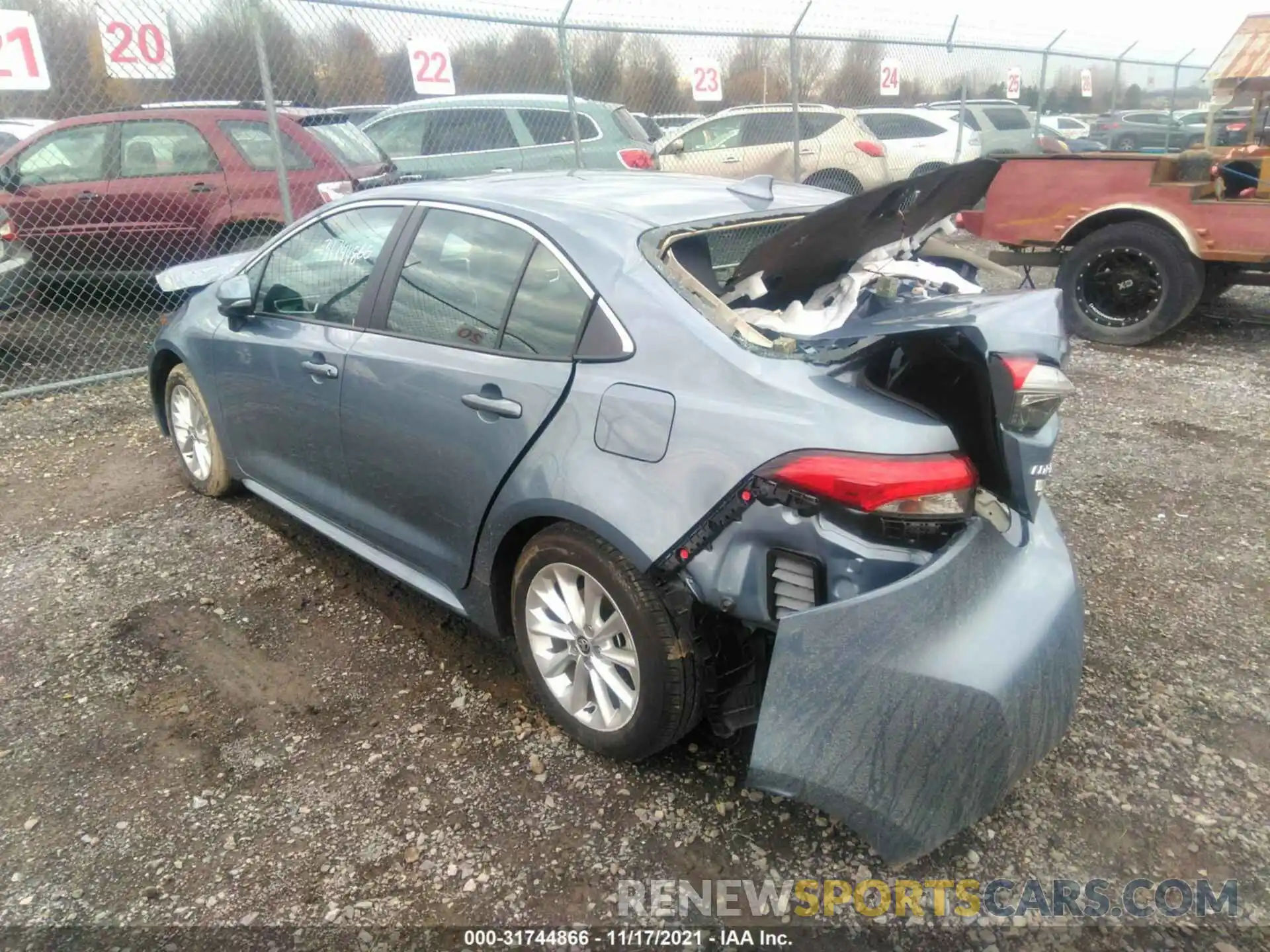 3 Photograph of a damaged car 5YFFPMAE5MP206594 TOYOTA COROLLA 2021