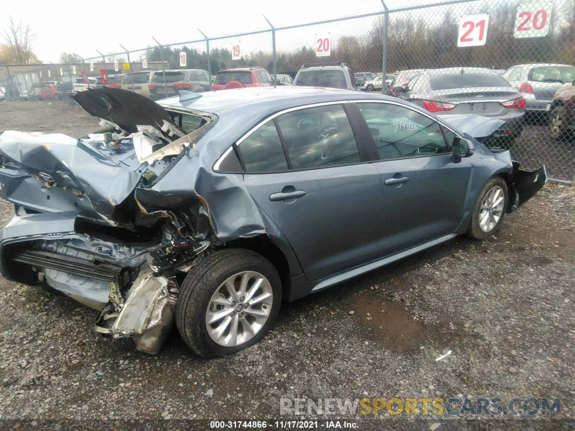 4 Photograph of a damaged car 5YFFPMAE5MP206594 TOYOTA COROLLA 2021