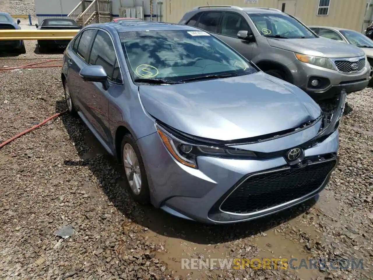 1 Photograph of a damaged car 5YFFPMAE6MP258168 TOYOTA COROLLA 2021