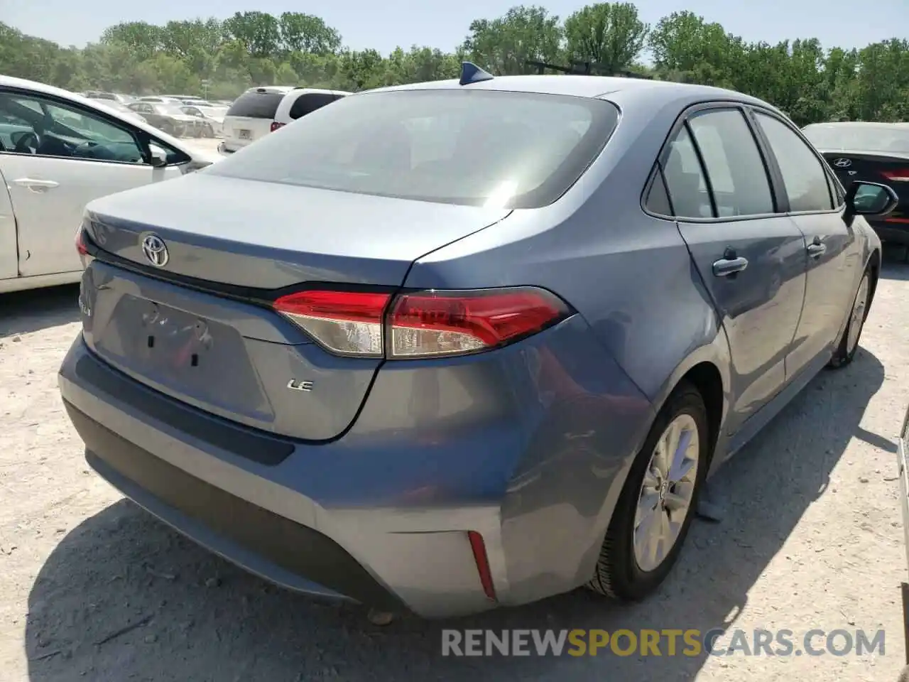 4 Photograph of a damaged car 5YFHPMAE2MP163132 TOYOTA COROLLA 2021