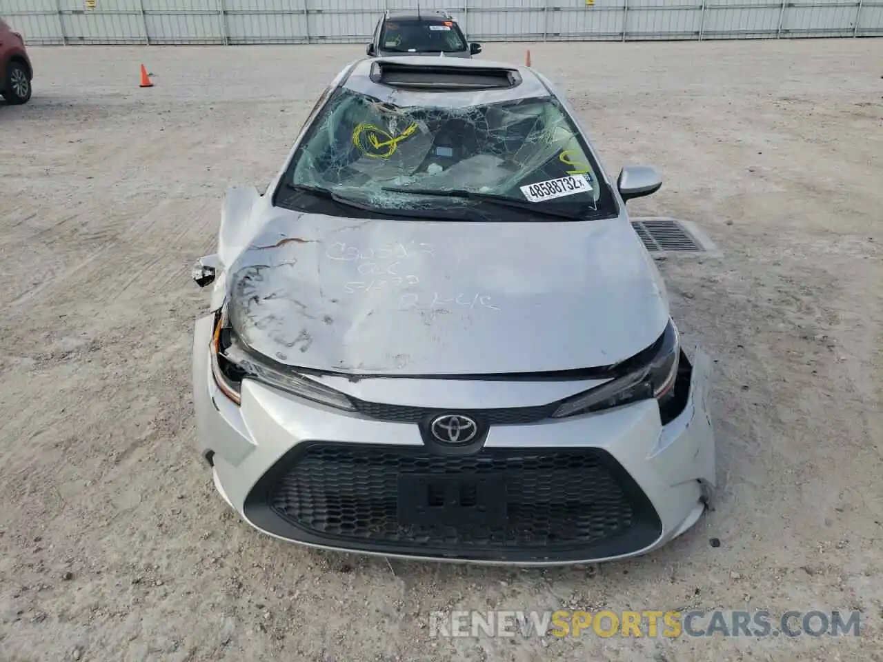 9 Photograph of a damaged car 5YFHPMAE3MP176844 TOYOTA COROLLA 2021