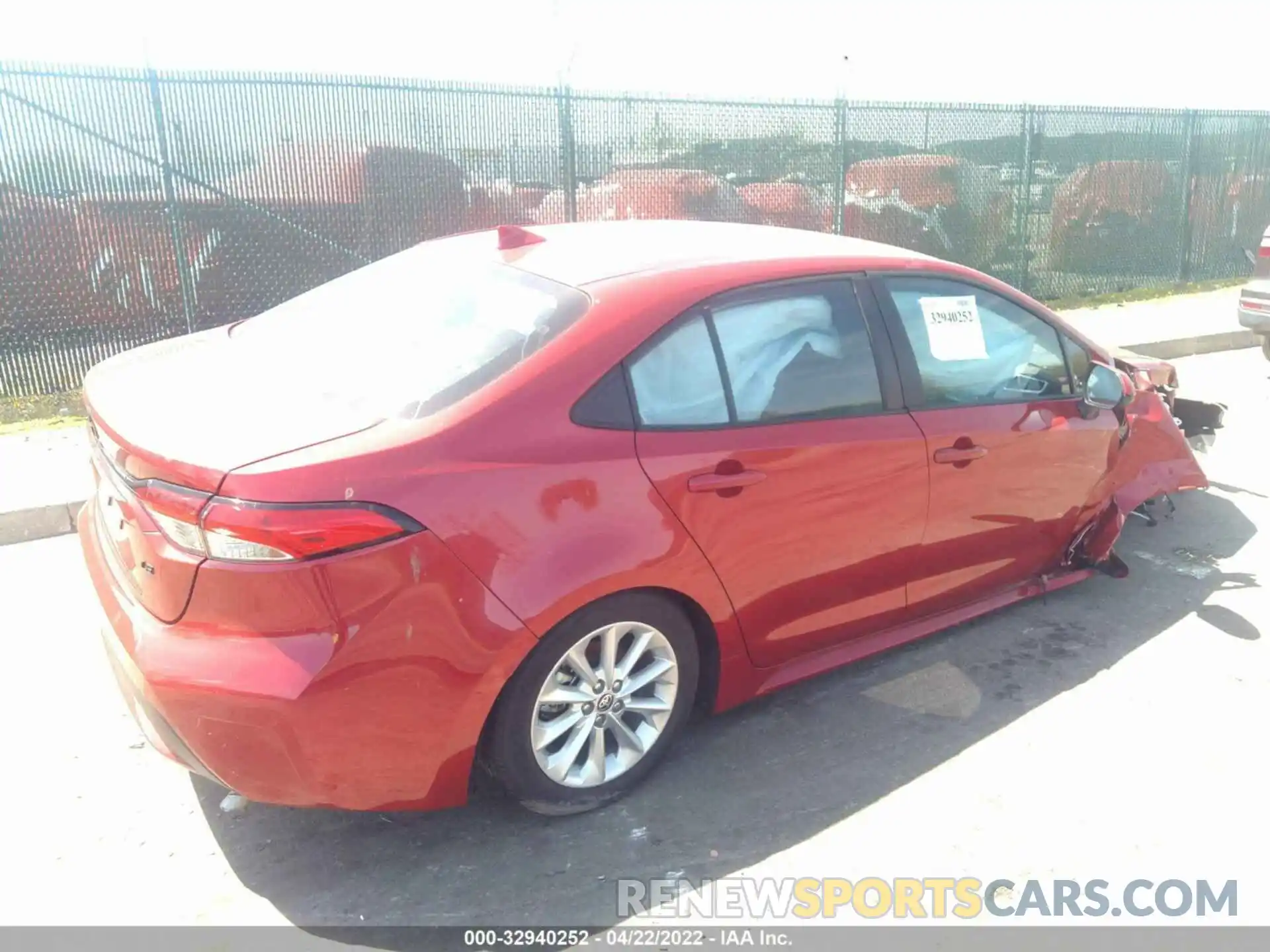 4 Photograph of a damaged car 5YFHPMAE3MP231745 TOYOTA COROLLA 2021