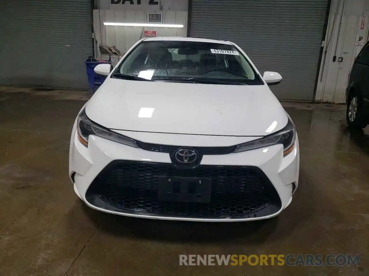 5 Photograph of a damaged car 5YFHPMAE4MP160698 TOYOTA COROLLA 2021