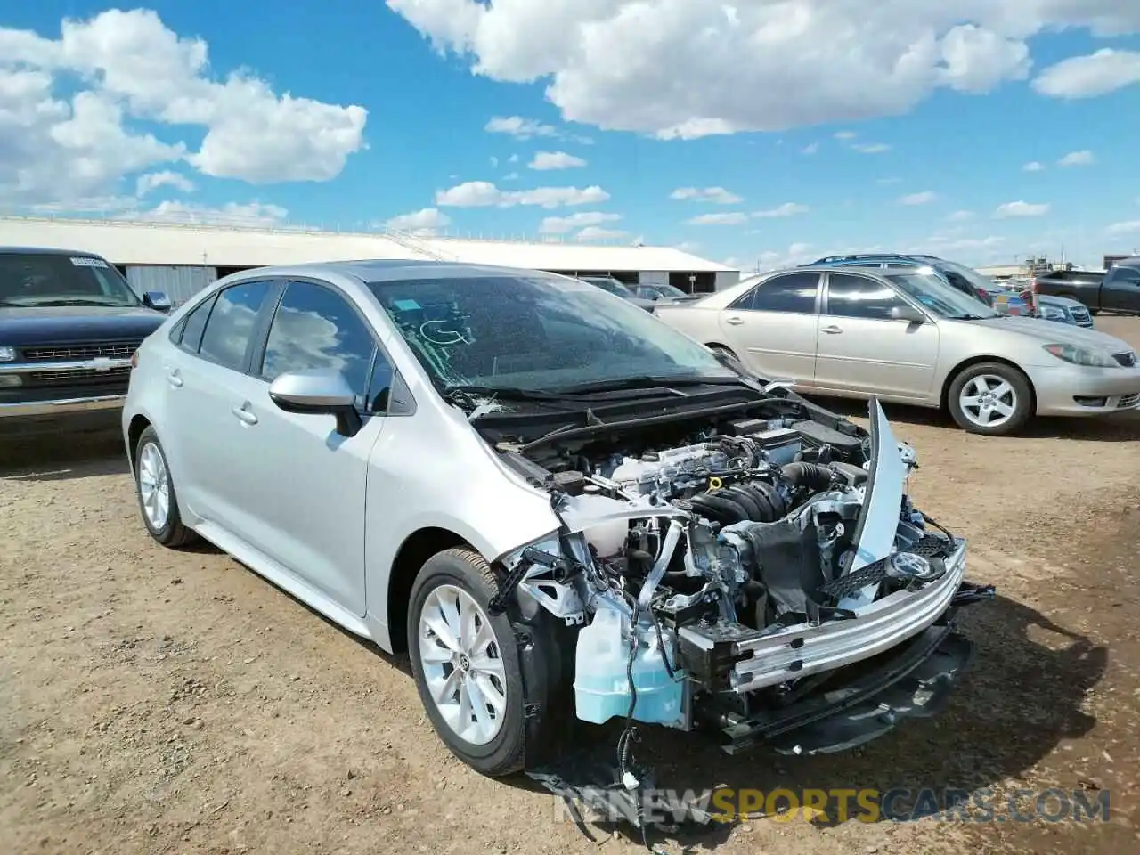 1 Photograph of a damaged car 5YFHPMAE7MP197471 TOYOTA COROLLA 2021