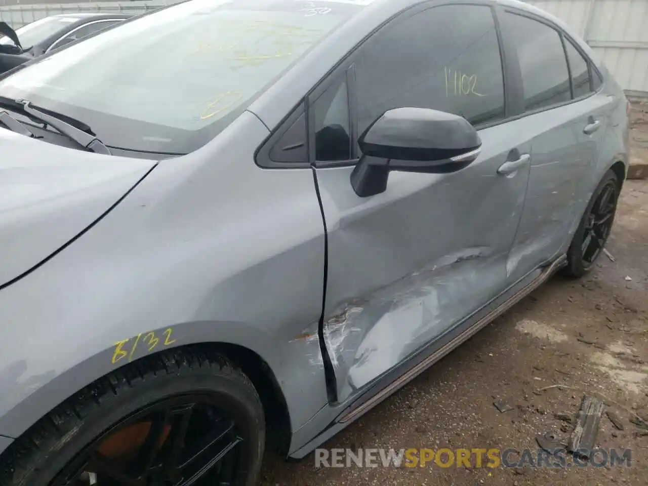 9 Photograph of a damaged car 5YFM4MCE2MP066680 TOYOTA COROLLA 2021