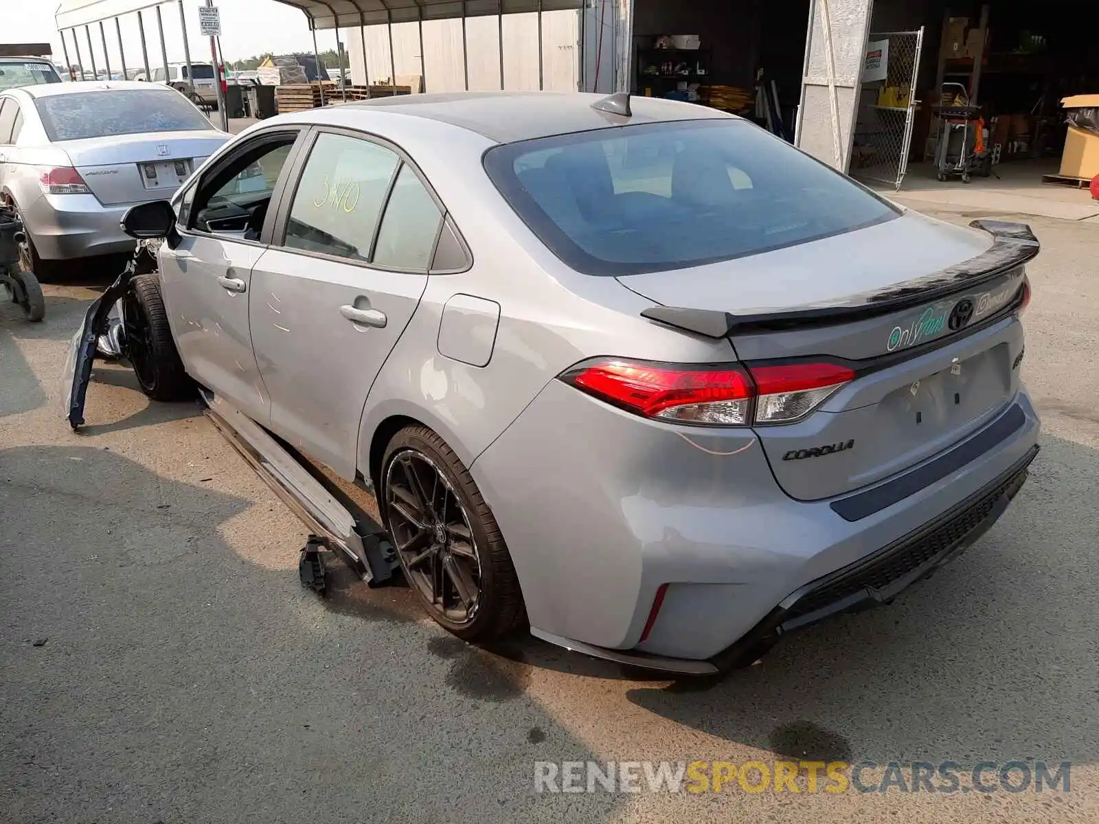 3 Photograph of a damaged car 5YFM4MCE2MP088341 TOYOTA COROLLA 2021