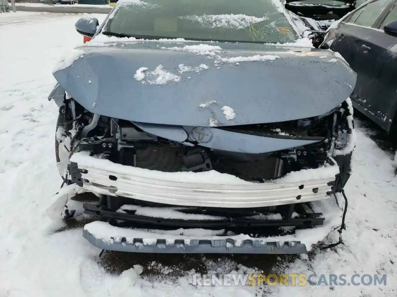 9 Photograph of a damaged car 5YFM4MCE3MP074433 TOYOTA COROLLA 2021