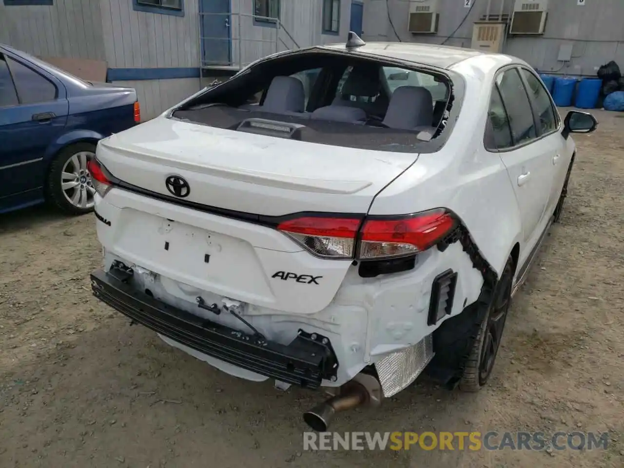 4 Photograph of a damaged car 5YFM4MCE8MP075187 TOYOTA COROLLA 2021