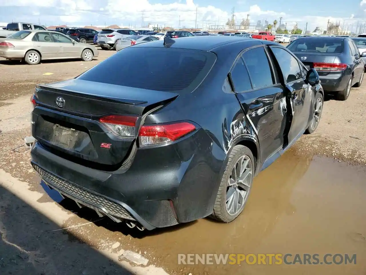 4 Photograph of a damaged car 5YFM4MCE9MP076042 TOYOTA COROLLA 2021