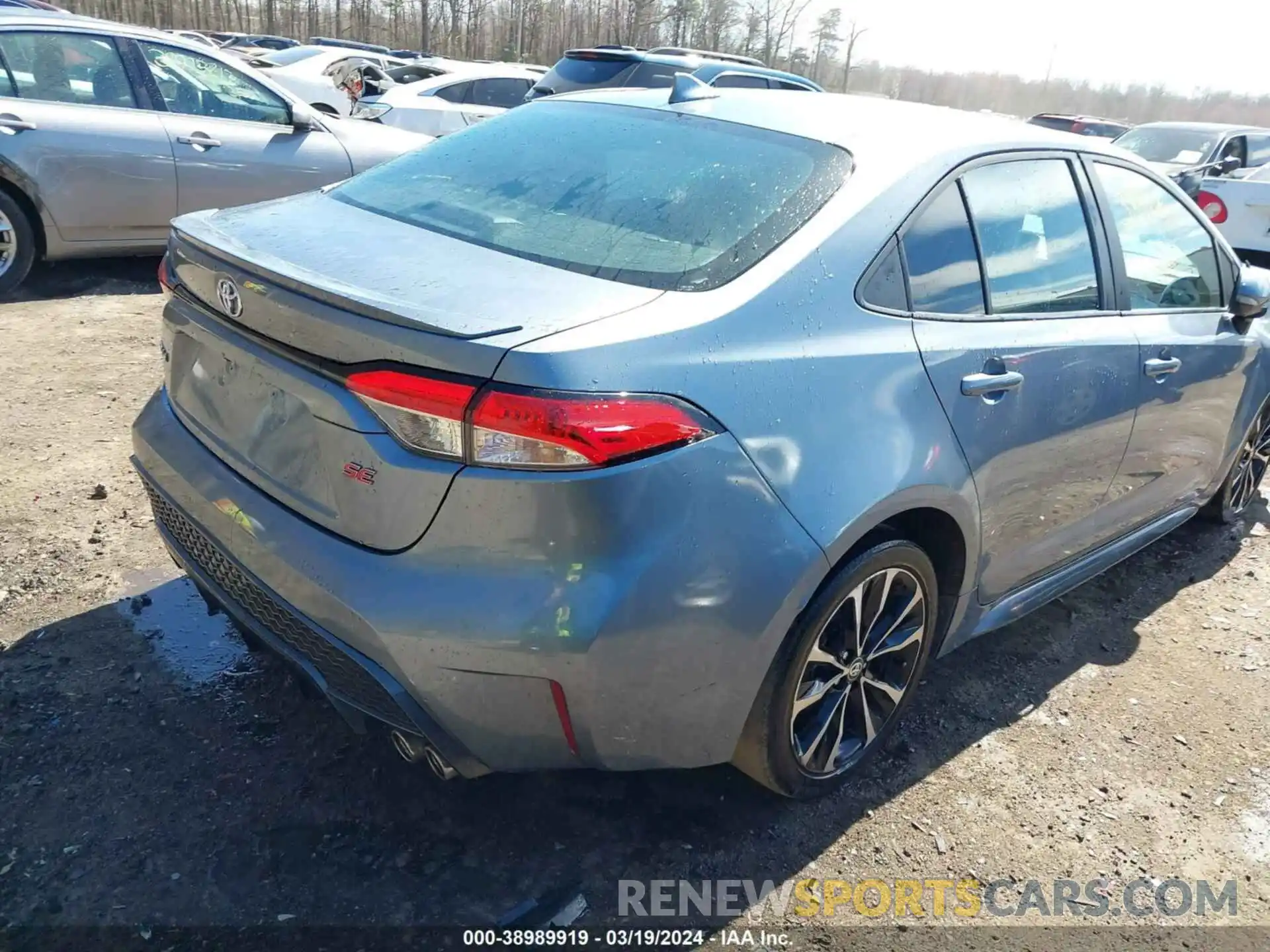 4 Photograph of a damaged car 5YFP4MCE1MP060091 TOYOTA COROLLA 2021