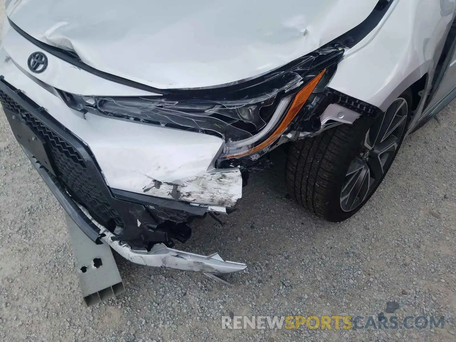 9 Photograph of a damaged car 5YFP4MCE1MP079322 TOYOTA COROLLA 2021