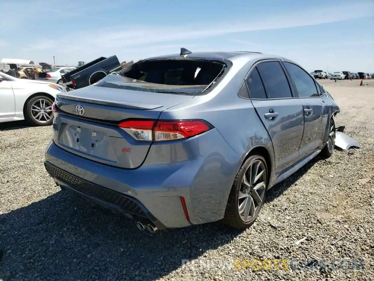 4 Photograph of a damaged car 5YFP4MCE2MP072198 TOYOTA COROLLA 2021