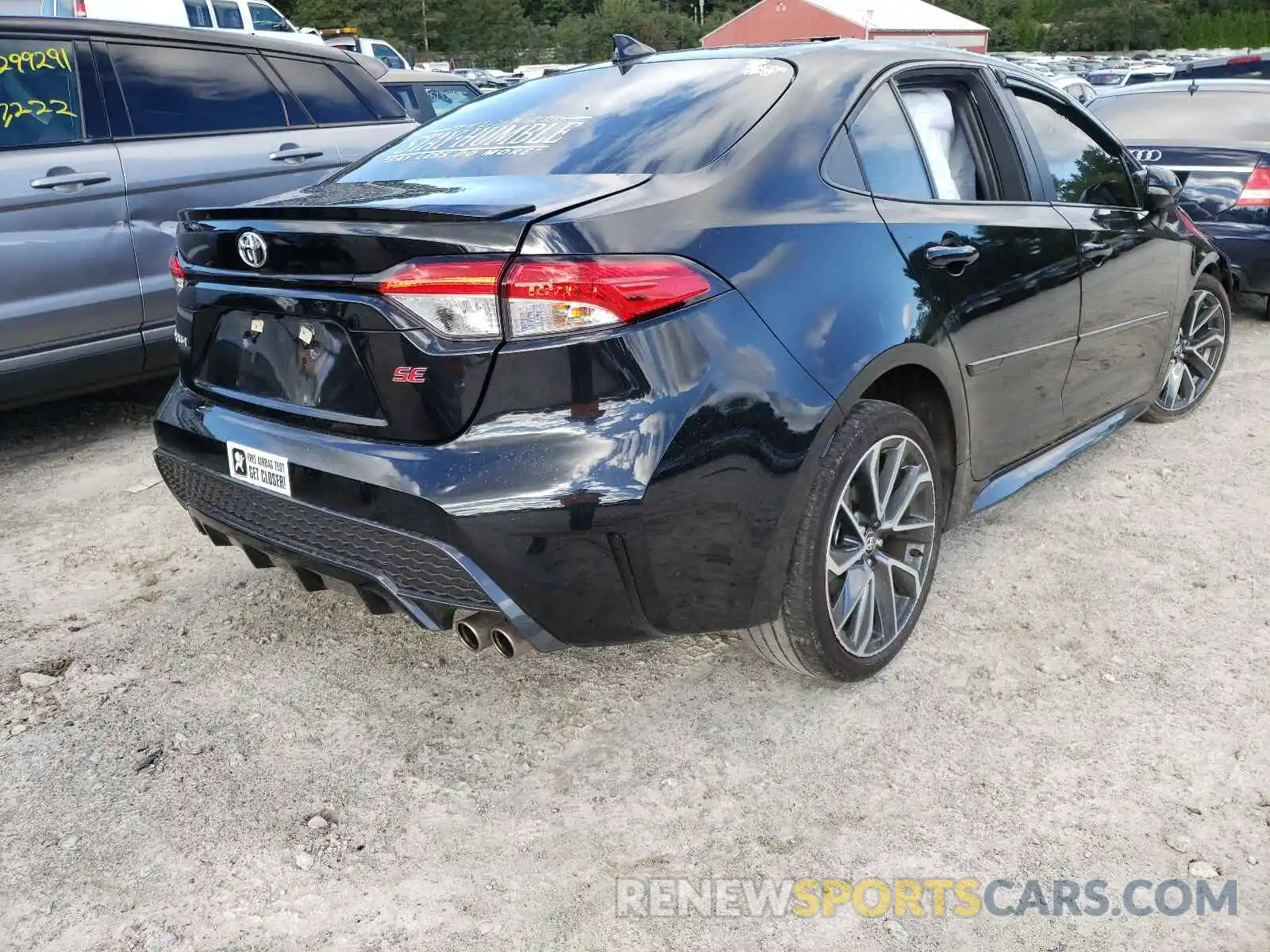 4 Photograph of a damaged car 5YFP4MCE2MP077577 TOYOTA COROLLA 2021