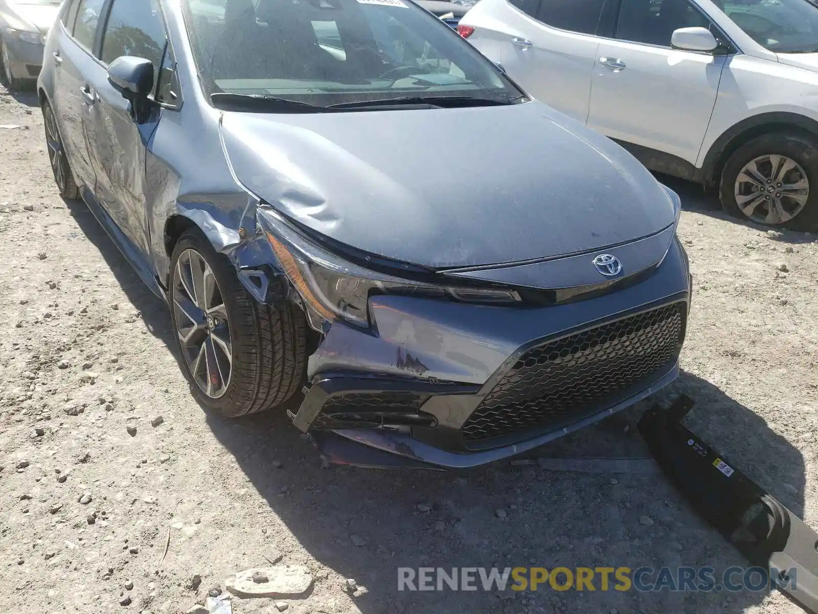 9 Photograph of a damaged car 5YFP4MCE2MP091625 TOYOTA COROLLA 2021