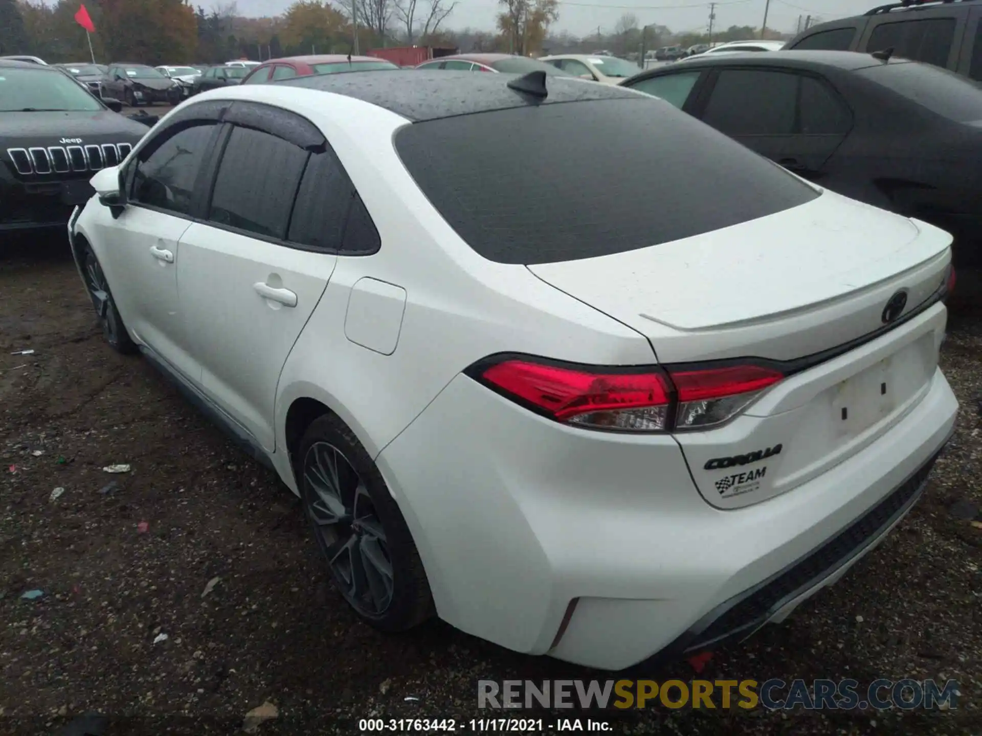 3 Photograph of a damaged car 5YFP4MCE3MP069195 TOYOTA COROLLA 2021