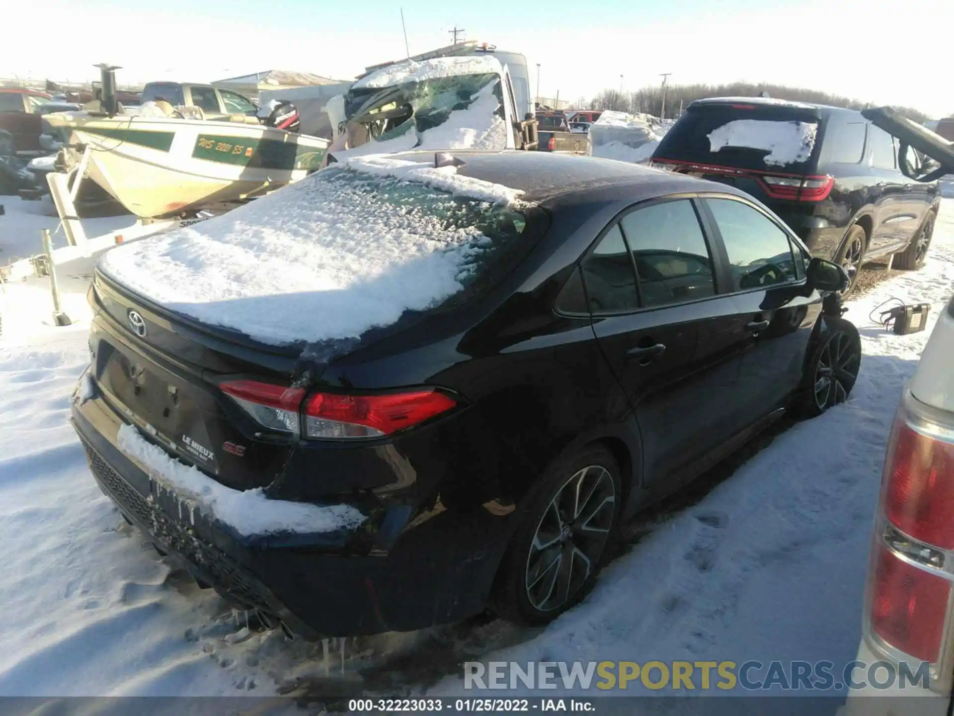 4 Photograph of a damaged car 5YFP4MCE5MP061809 TOYOTA COROLLA 2021