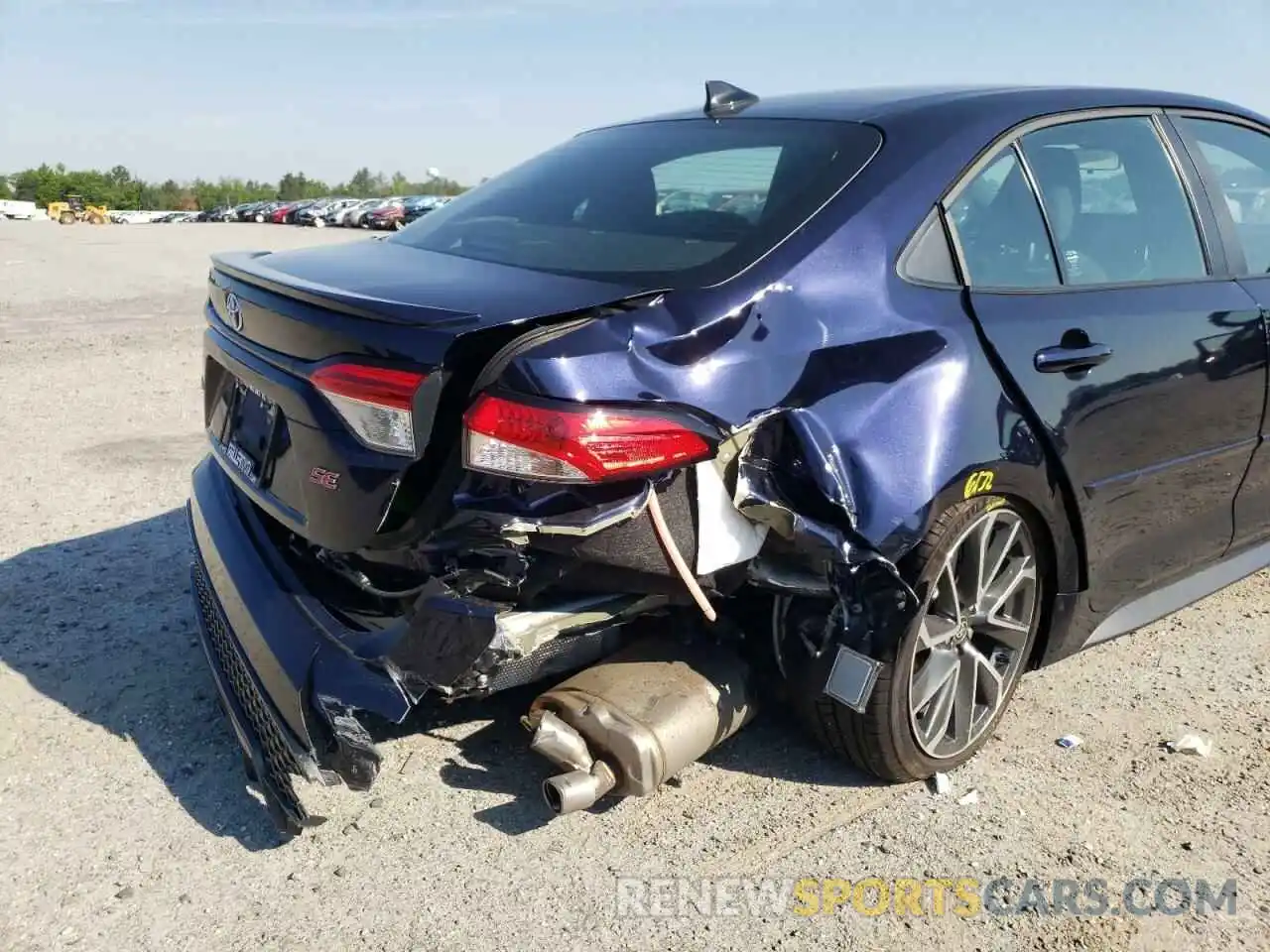 9 Photograph of a damaged car 5YFP4MCE7MP070382 TOYOTA COROLLA 2021