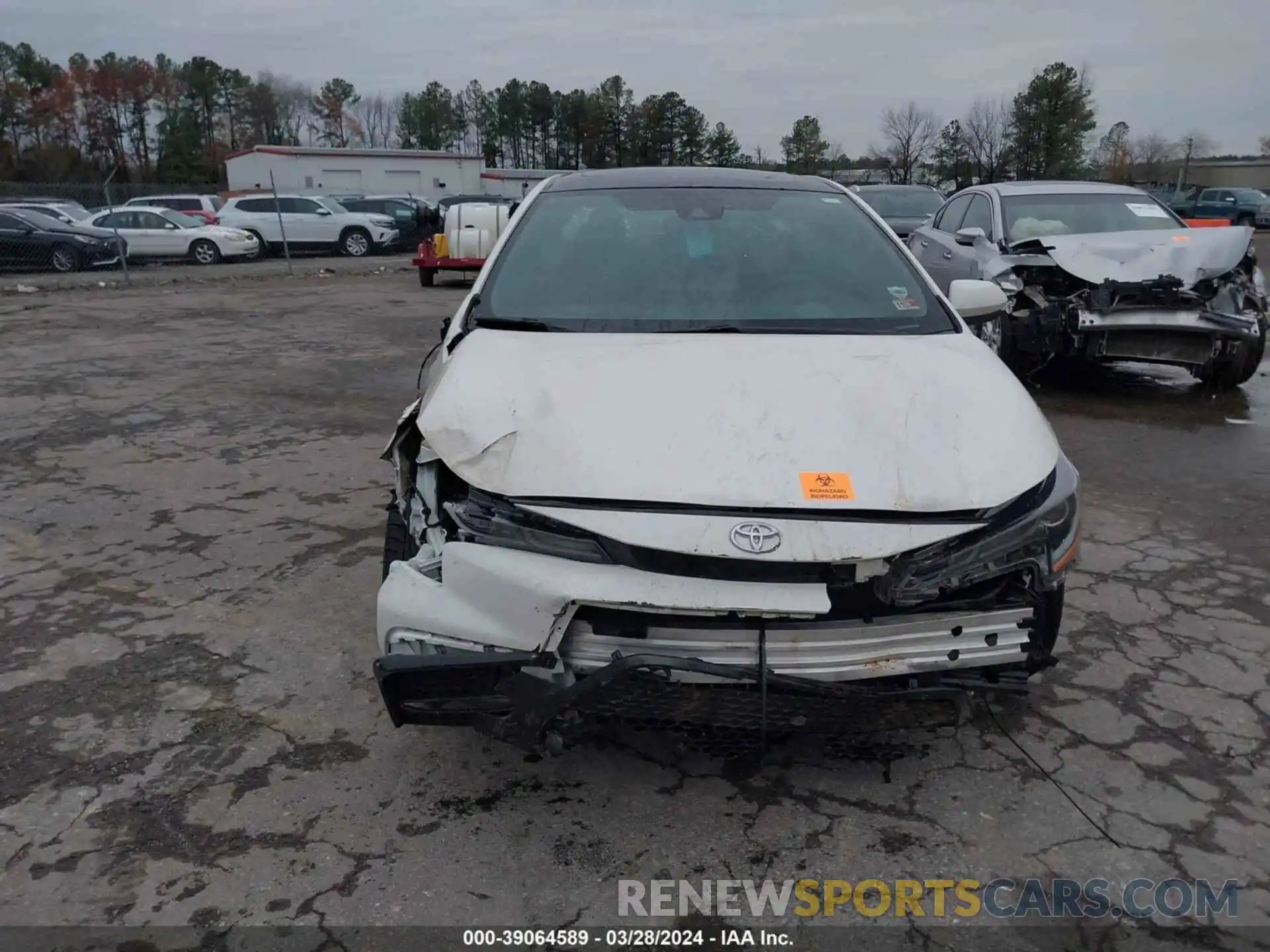 12 Photograph of a damaged car 5YFP4MCE9MP087457 TOYOTA COROLLA 2021