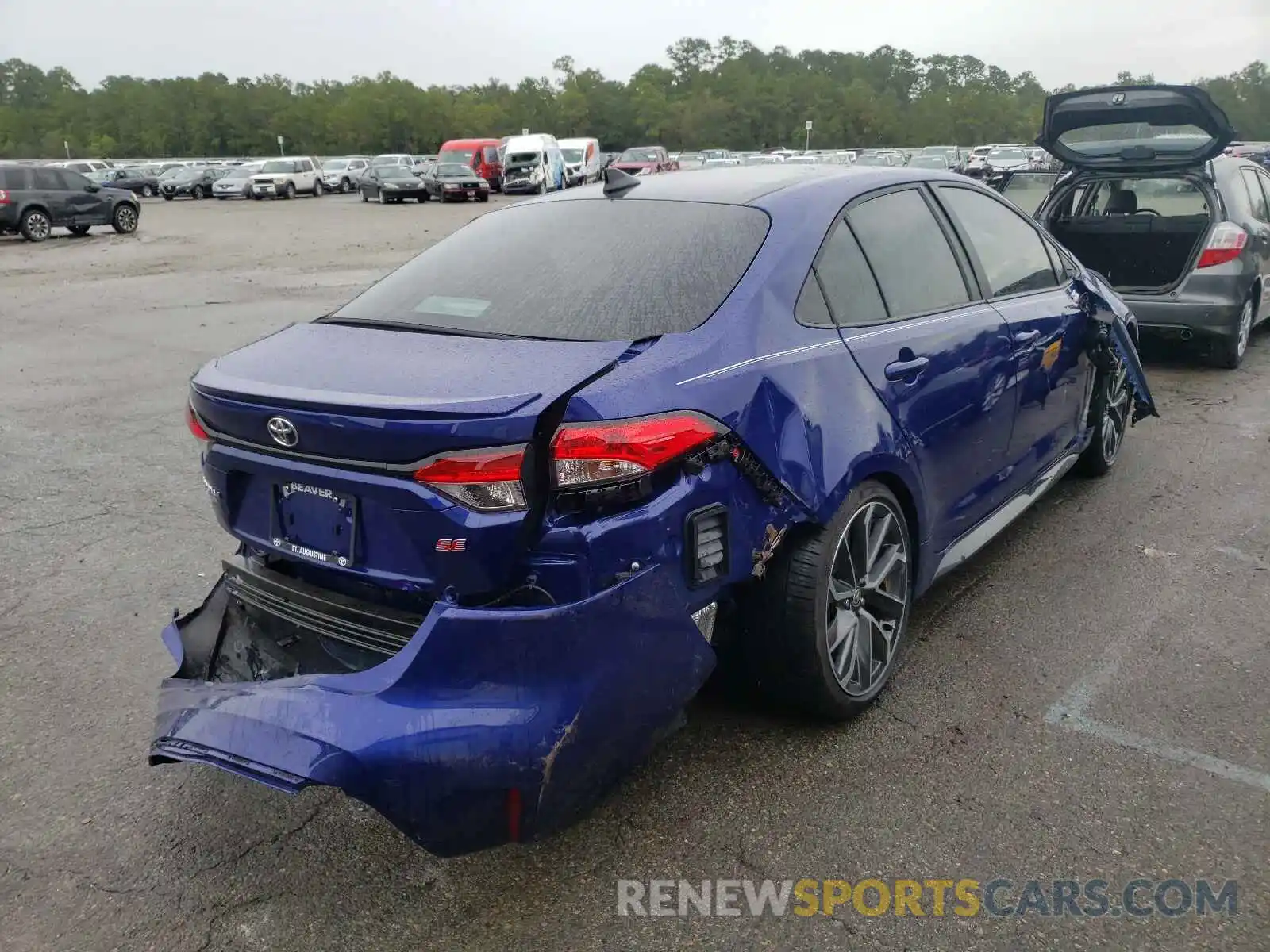 4 Photograph of a damaged car 5YFP4MCE9MP087510 TOYOTA COROLLA 2021