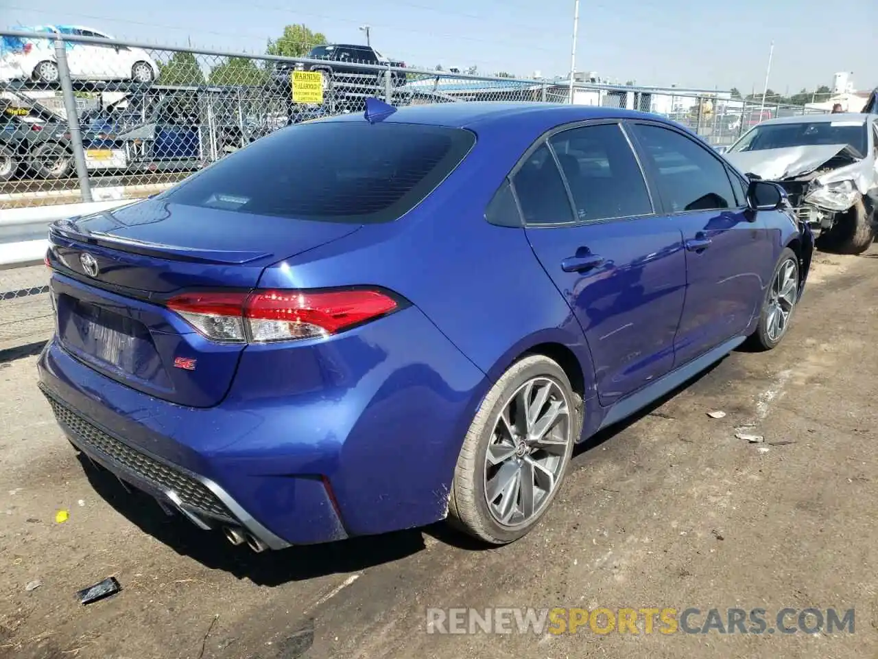 4 Photograph of a damaged car 5YFP4MCEXMP065421 TOYOTA COROLLA 2021