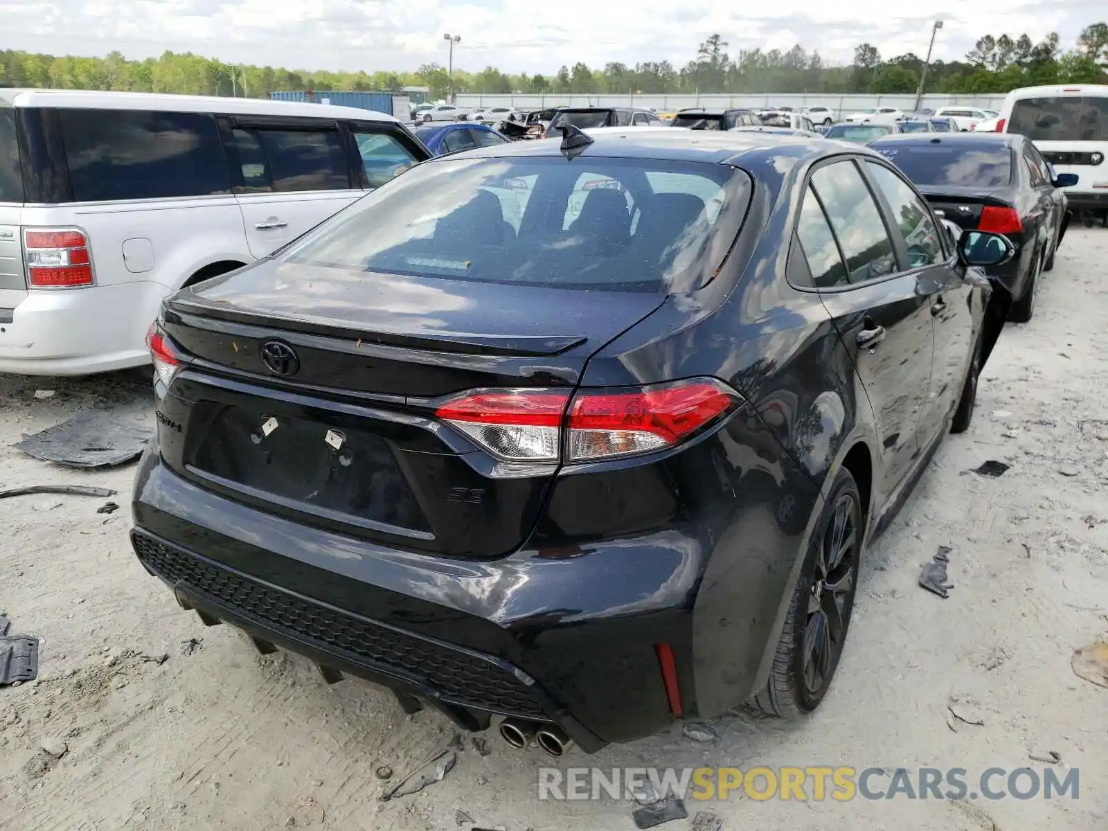 4 Photograph of a damaged car 5YFS4MCE0MP058648 TOYOTA COROLLA 2021