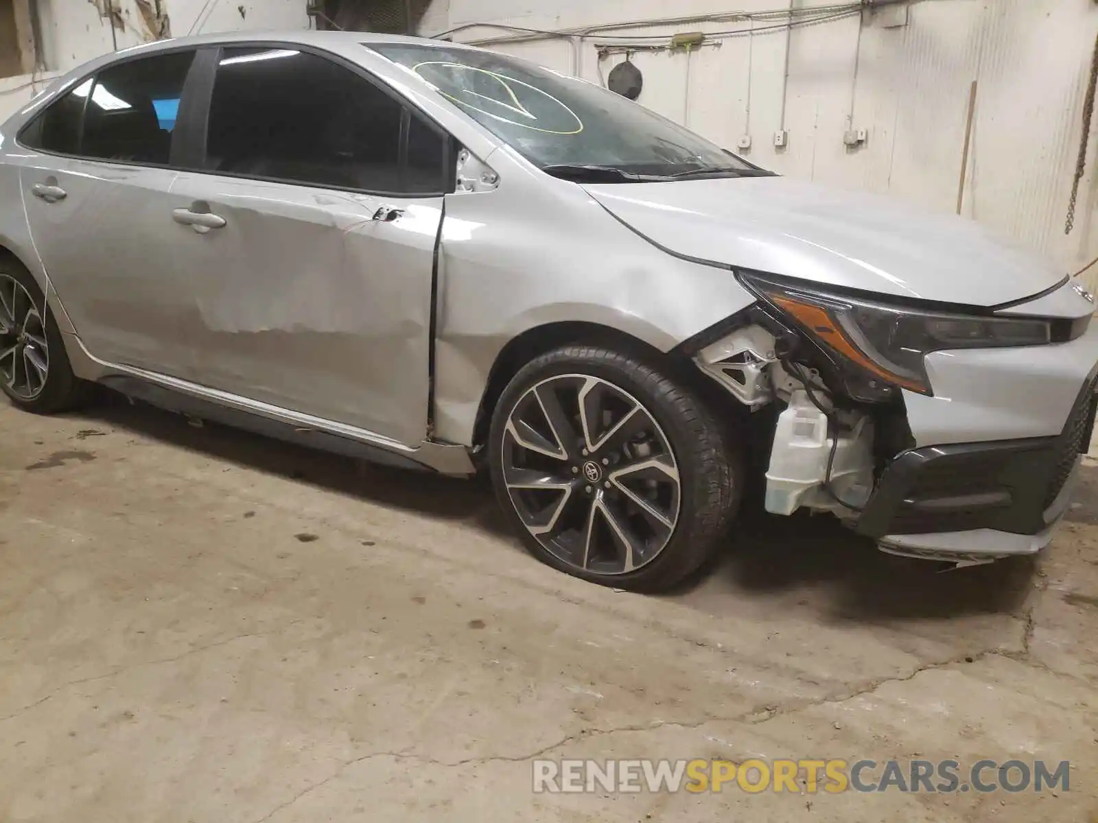 9 Photograph of a damaged car 5YFS4MCE0MP063686 TOYOTA COROLLA 2021