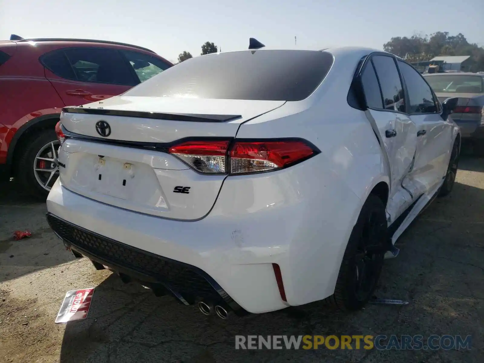 4 Photograph of a damaged car 5YFS4MCE0MP064949 TOYOTA COROLLA 2021