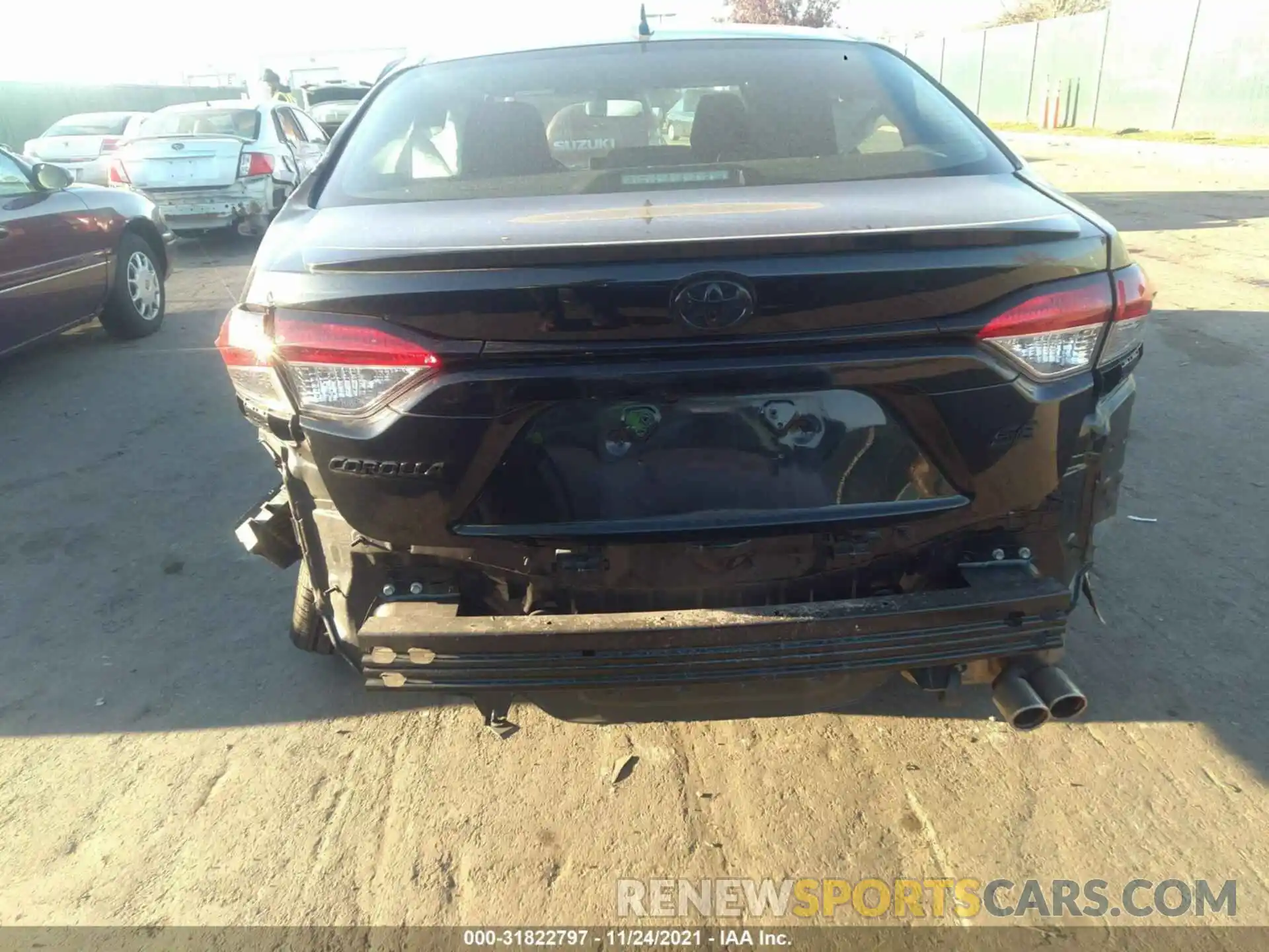 11 Photograph of a damaged car 5YFS4MCE0MP065227 TOYOTA COROLLA 2021