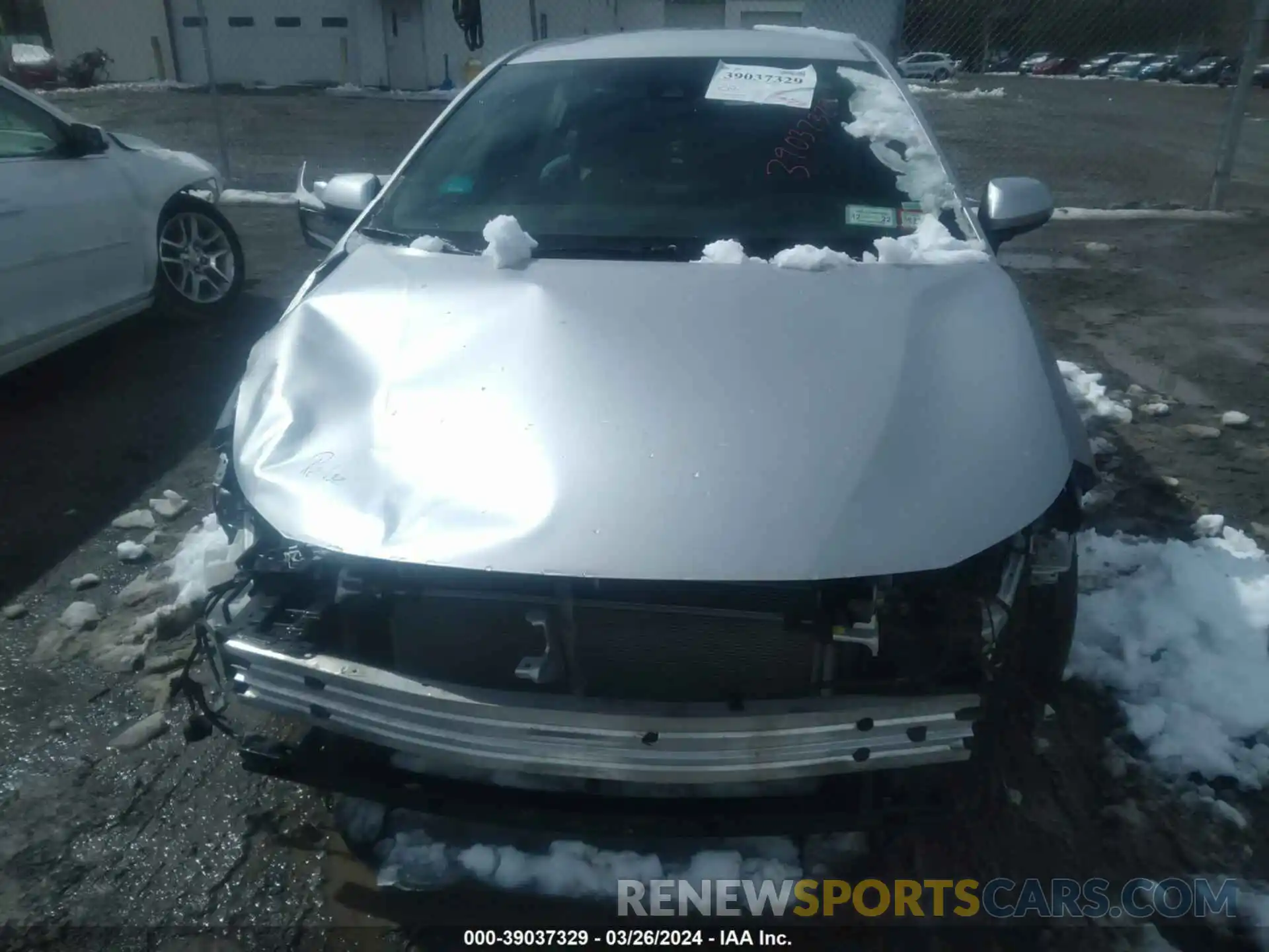 6 Photograph of a damaged car 5YFS4MCE0MP070301 TOYOTA COROLLA 2021