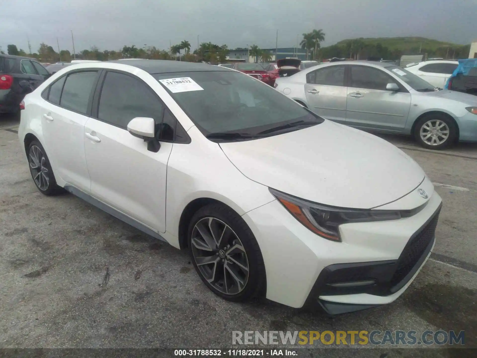 1 Photograph of a damaged car 5YFS4MCE0MP076227 TOYOTA COROLLA 2021