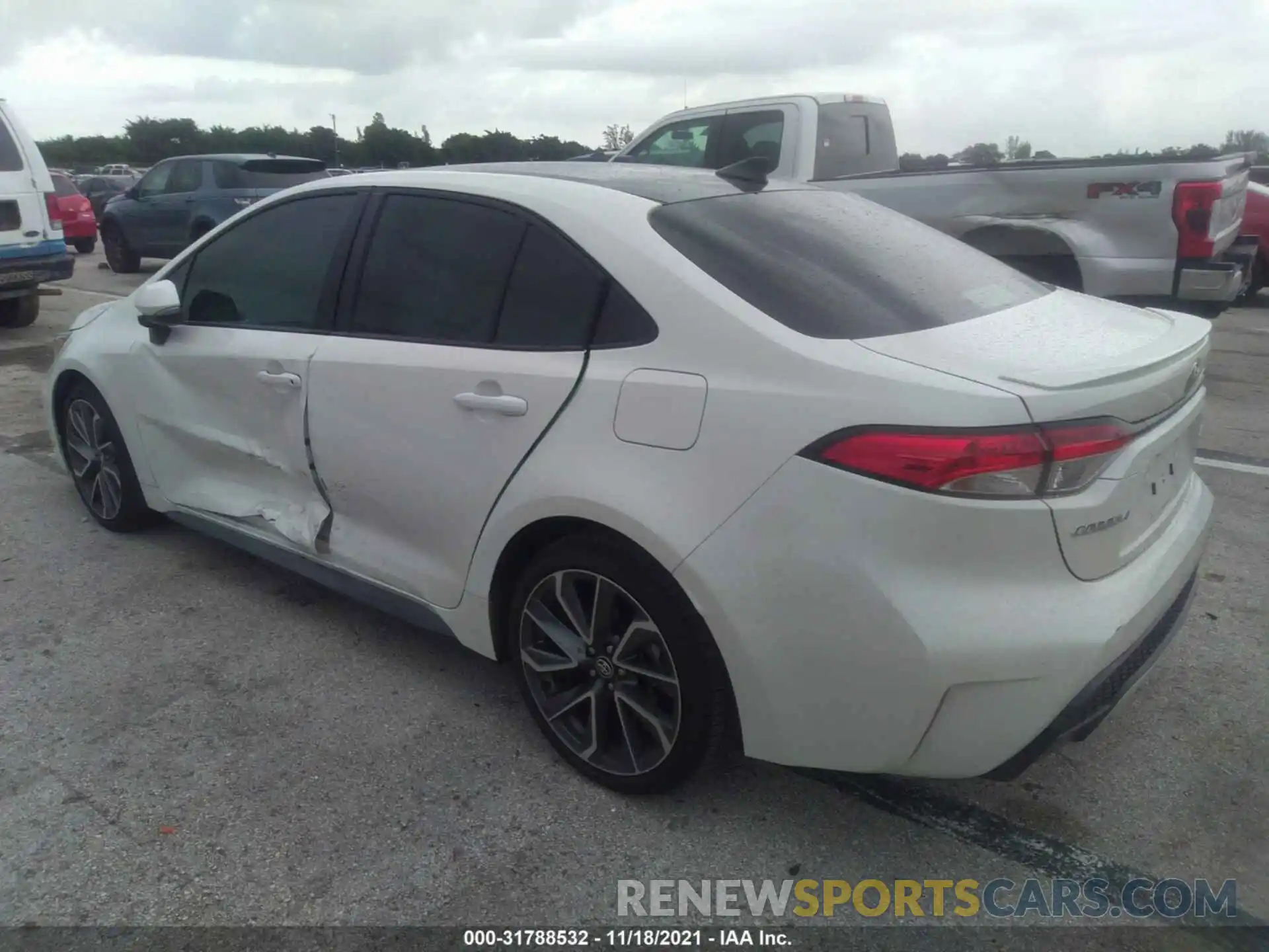 3 Photograph of a damaged car 5YFS4MCE0MP076227 TOYOTA COROLLA 2021