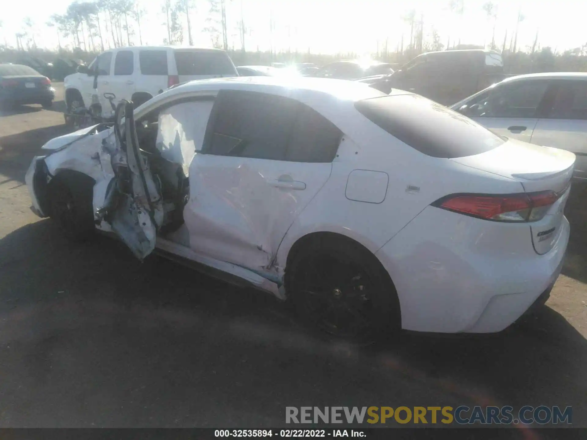 3 Photograph of a damaged car 5YFS4MCE0MP079774 TOYOTA COROLLA 2021